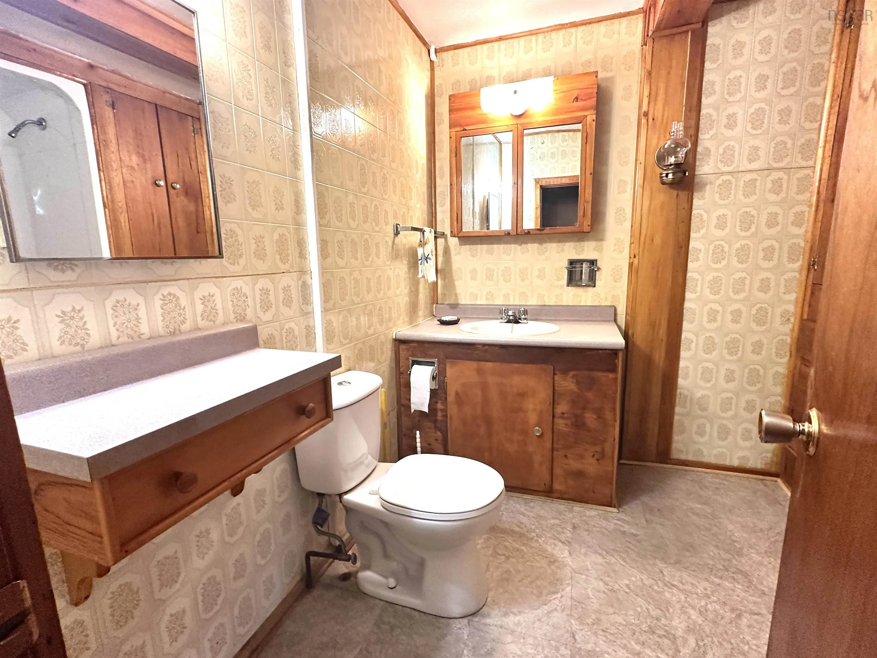 567 Main Street, Liverpool, NS B0T 1K0, 3 Bedrooms Bedrooms, ,1 BathroomBathrooms,Residential,For Sale,Main,202517510