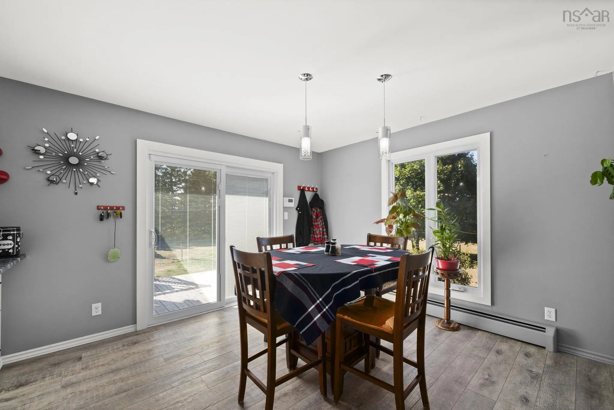 387 Lawrence Road, Rockland, NS B0P 1E0, 3 Bedrooms Bedrooms, ,1 BathroomBathrooms,Residential,For Sale,Lawrence,202523359