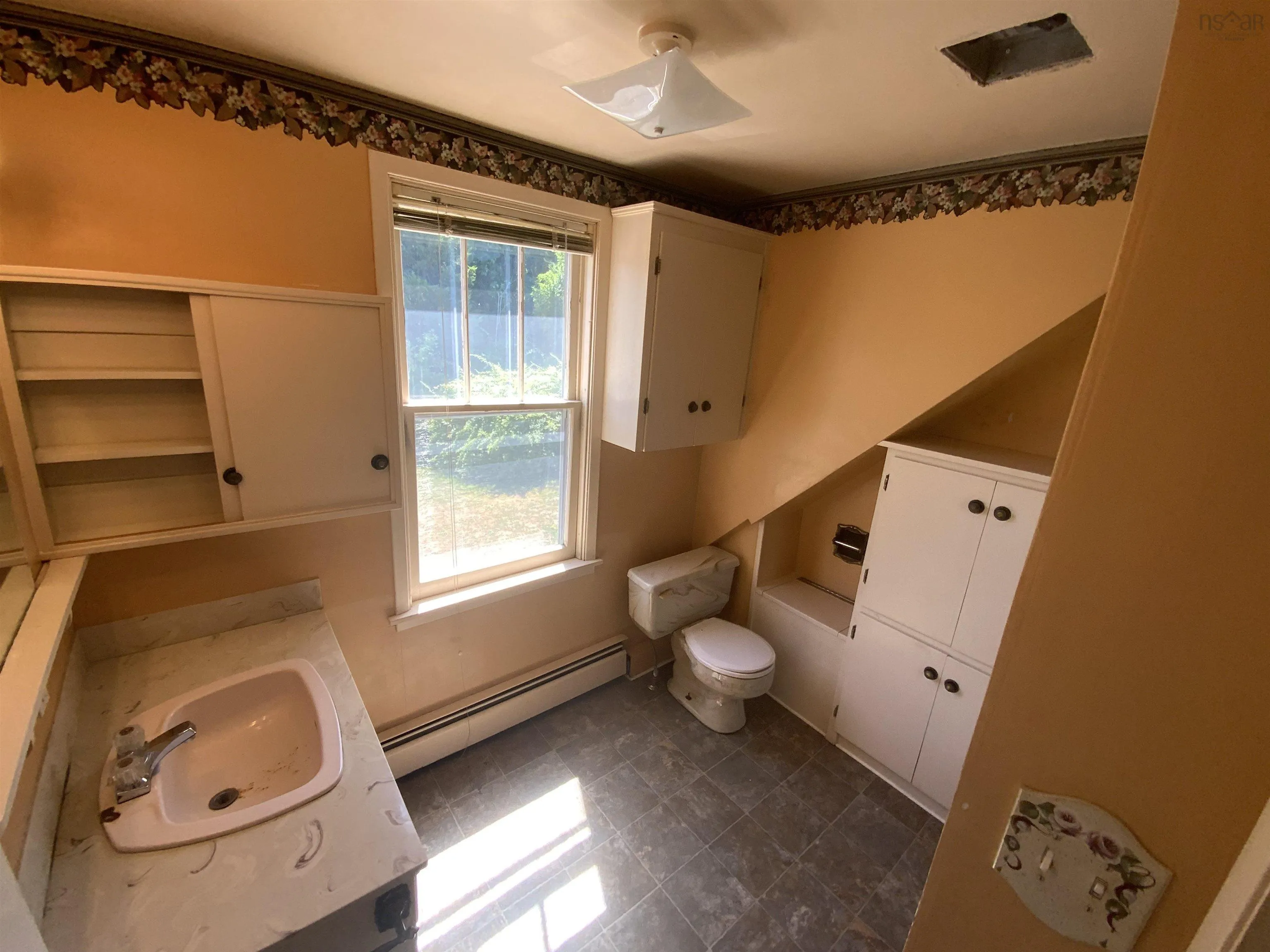 89 Brookland Street, Antigonish, NS B2G 1W1, 5 Bedrooms Bedrooms, ,2 BathroomsBathrooms,Residential,For Sale,Brookland Street,202520829