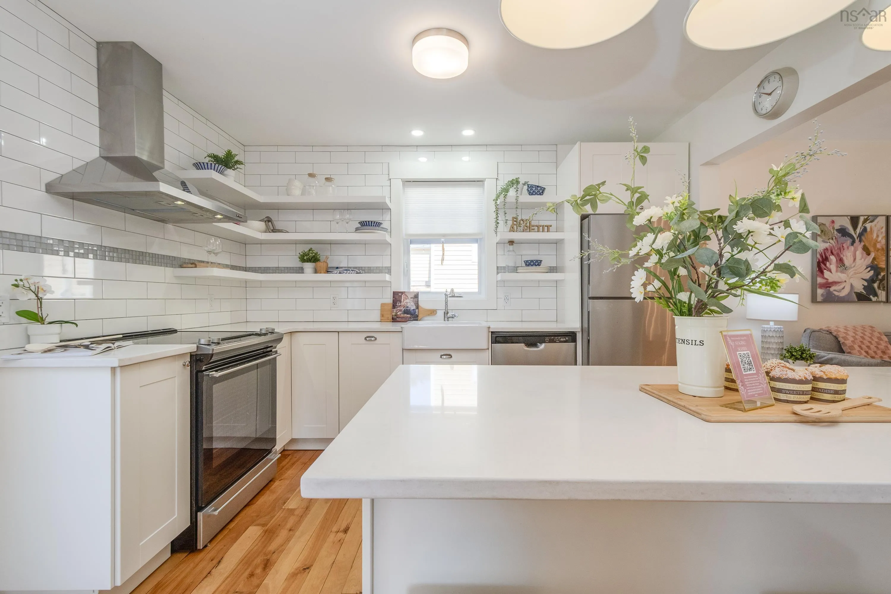 6105 Leeds Street, Halifax, NS B3K 2T8, 3 Bedrooms Bedrooms, ,2 BathroomsBathrooms,Residential,For Sale,Leeds,202520636