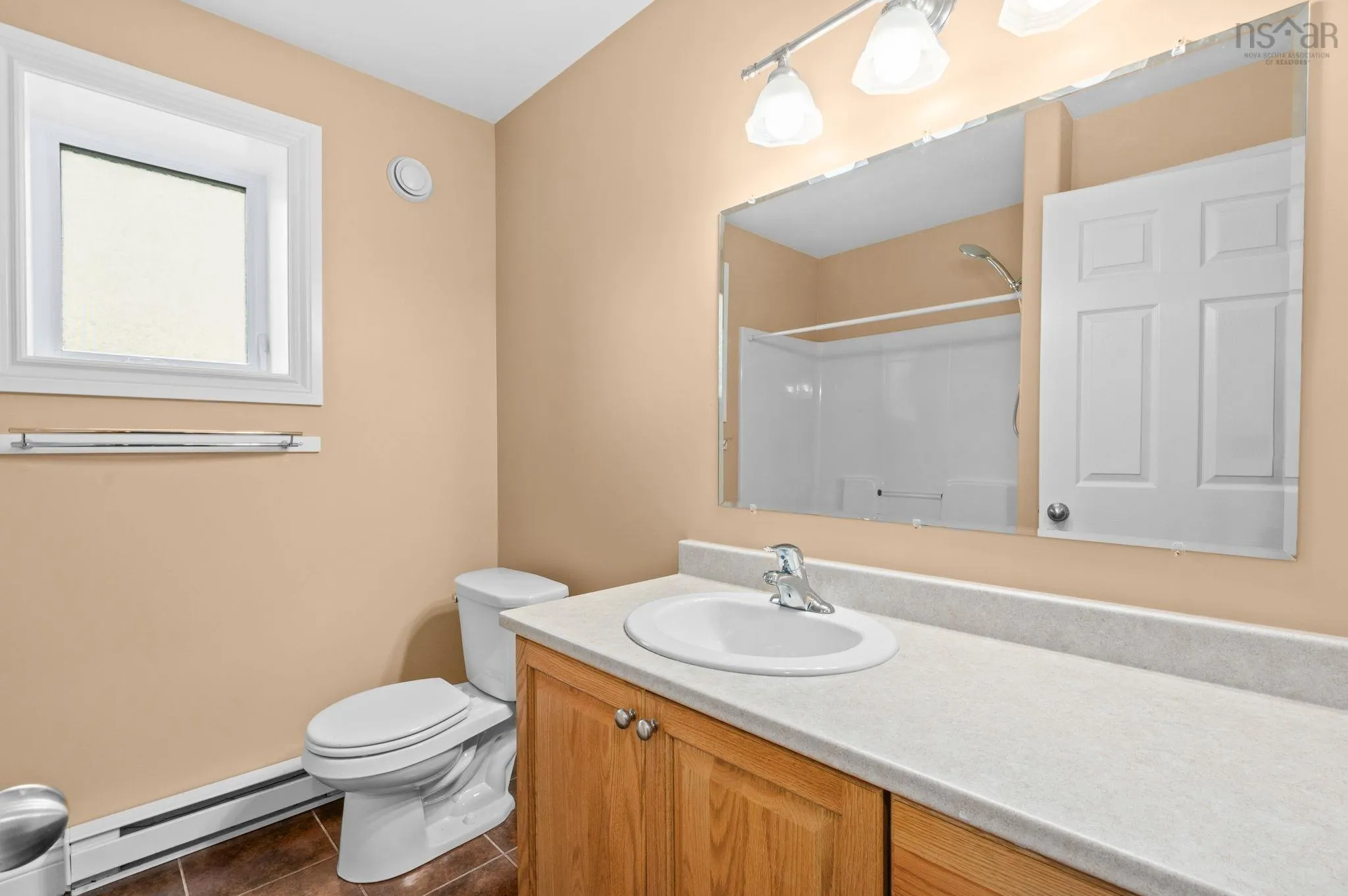 16 Stirling Drive, Forest Hills, NS B2W 3N1, 5 Bedrooms Bedrooms, ,4 BathroomsBathrooms,Residential,For Sale,Stirling,202522409