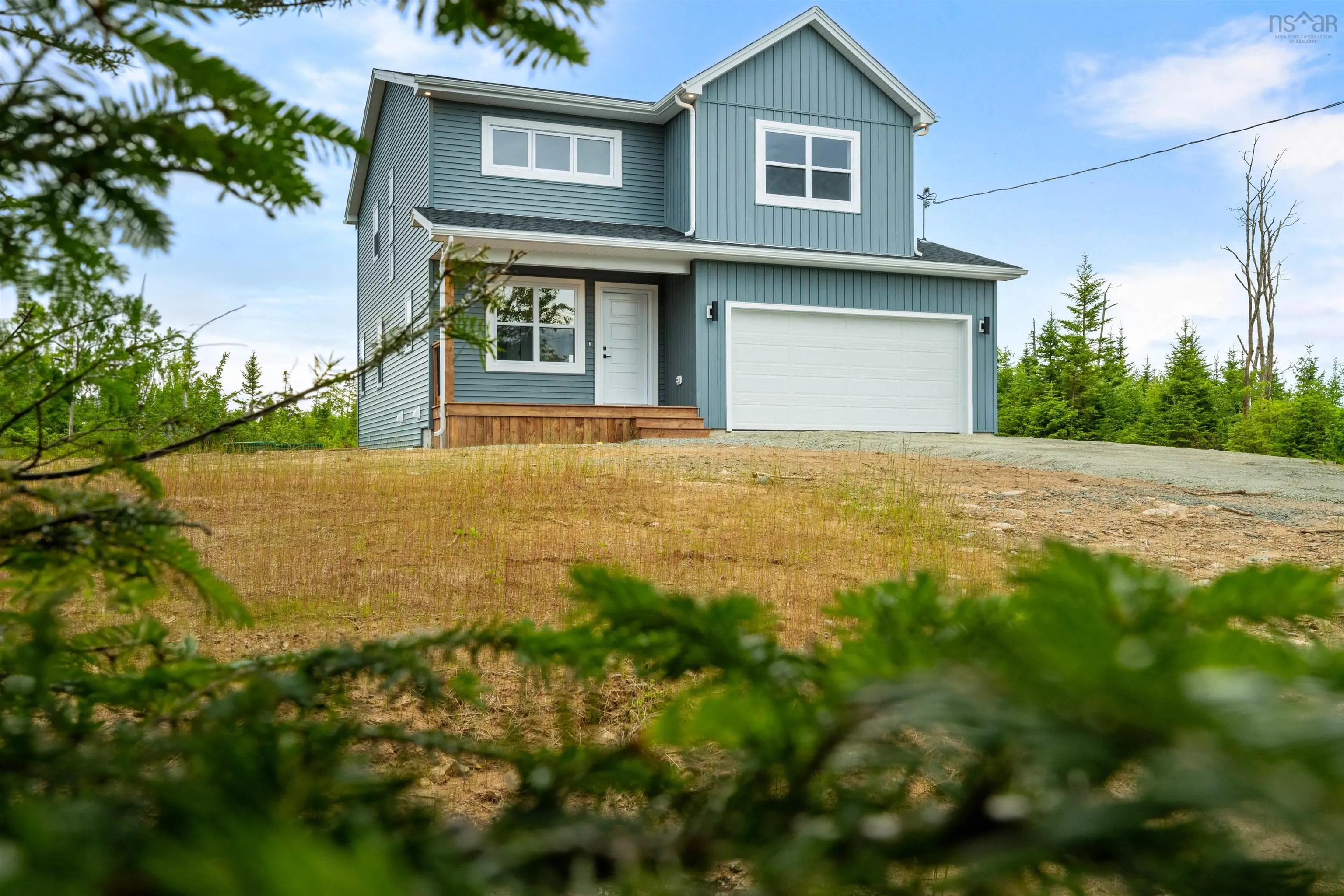 323 Terence Bay Road, Whites Lake, NS B3T 1W8, 4 Bedrooms Bedrooms, ,4 BathroomsBathrooms,Residential,For Sale,Terence Bay,202525595