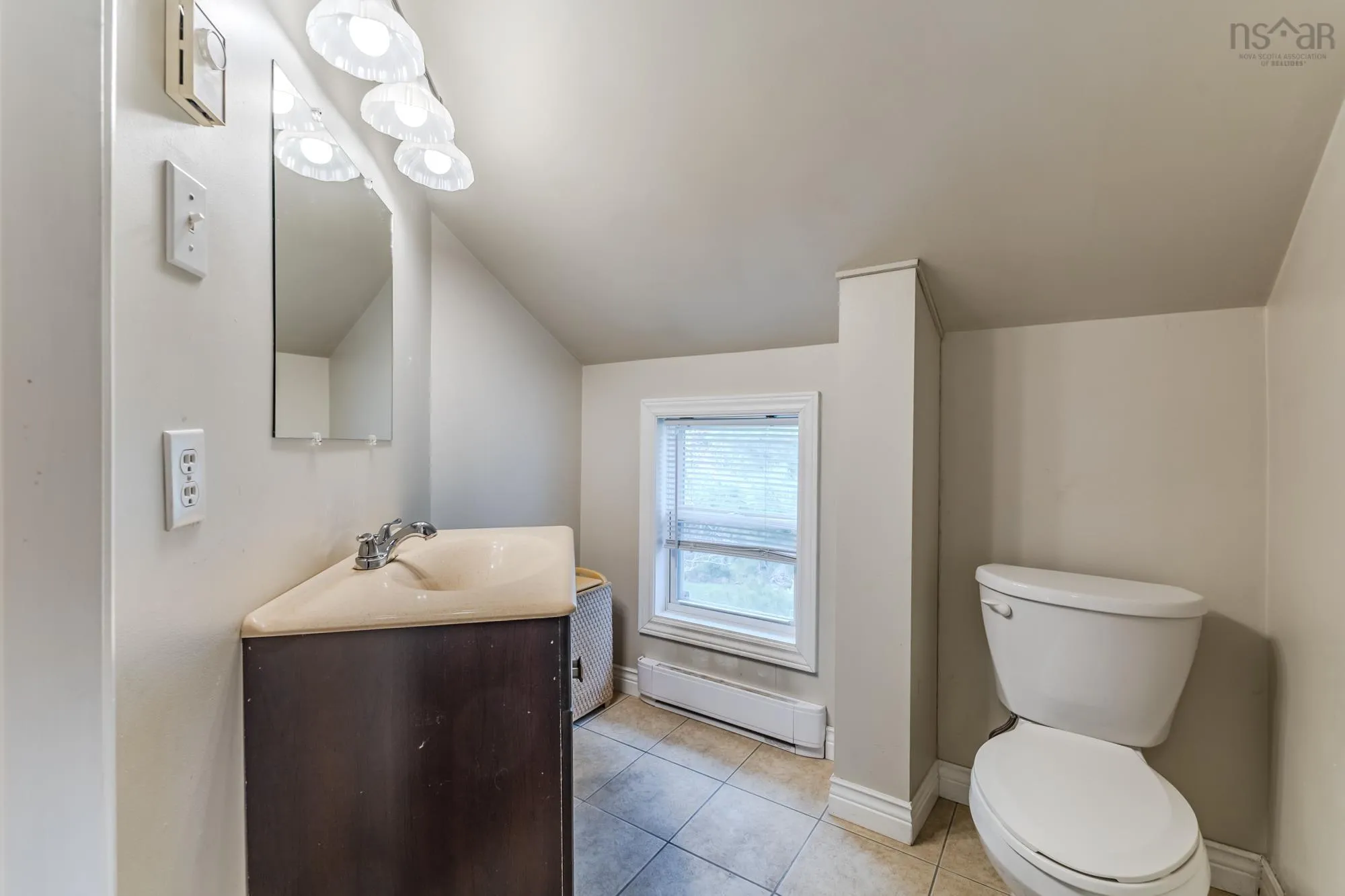 48 Adams Street, Truro Ns B2n 2n9, 2 Bedrooms Bedrooms, ,2 BathroomsBathrooms,Residential,For Sale,Adams,202509862