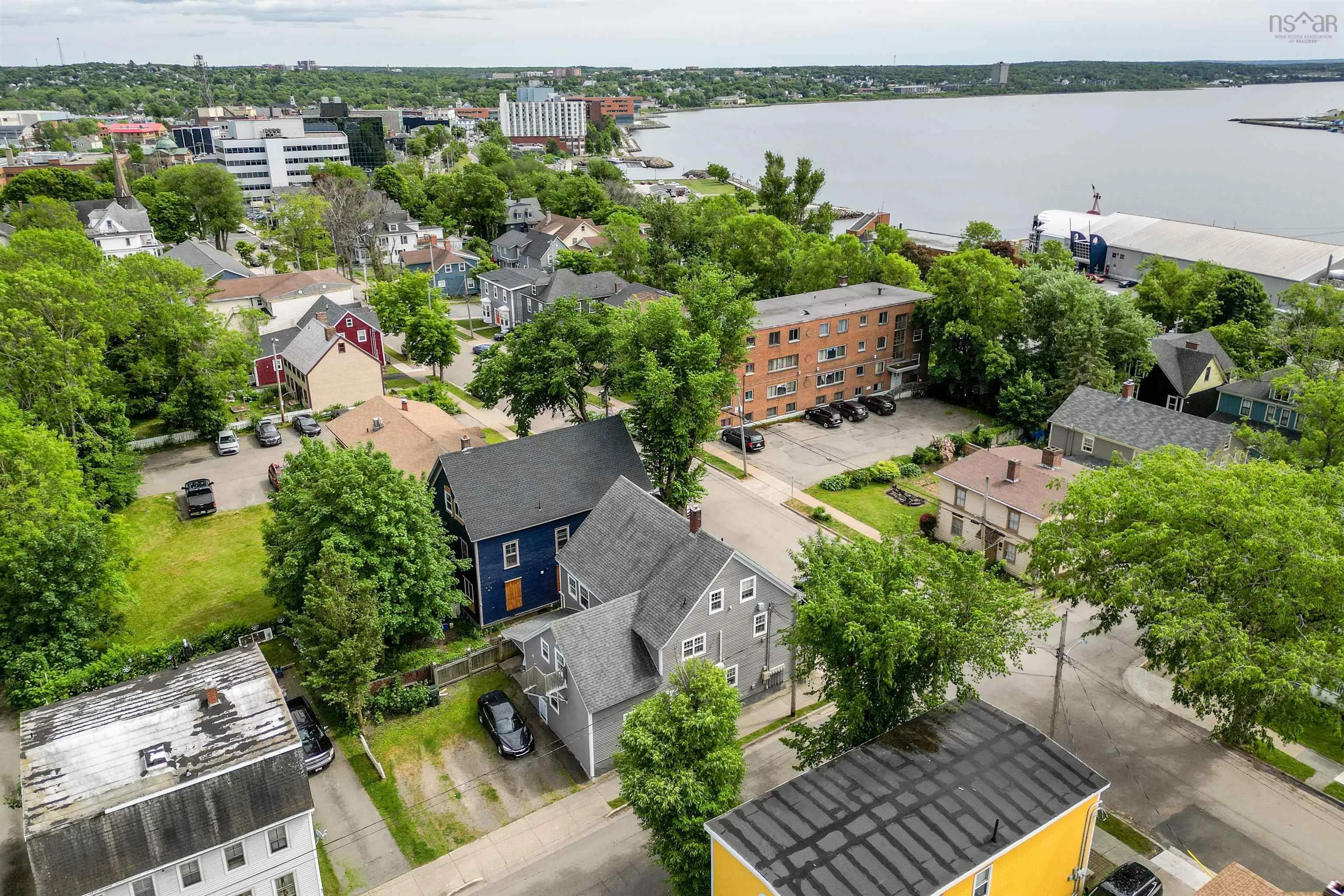 55 Charlotte Street, Sydney, NS B1P 1B8, ,Residential Income,For Sale,Charlotte,202518778