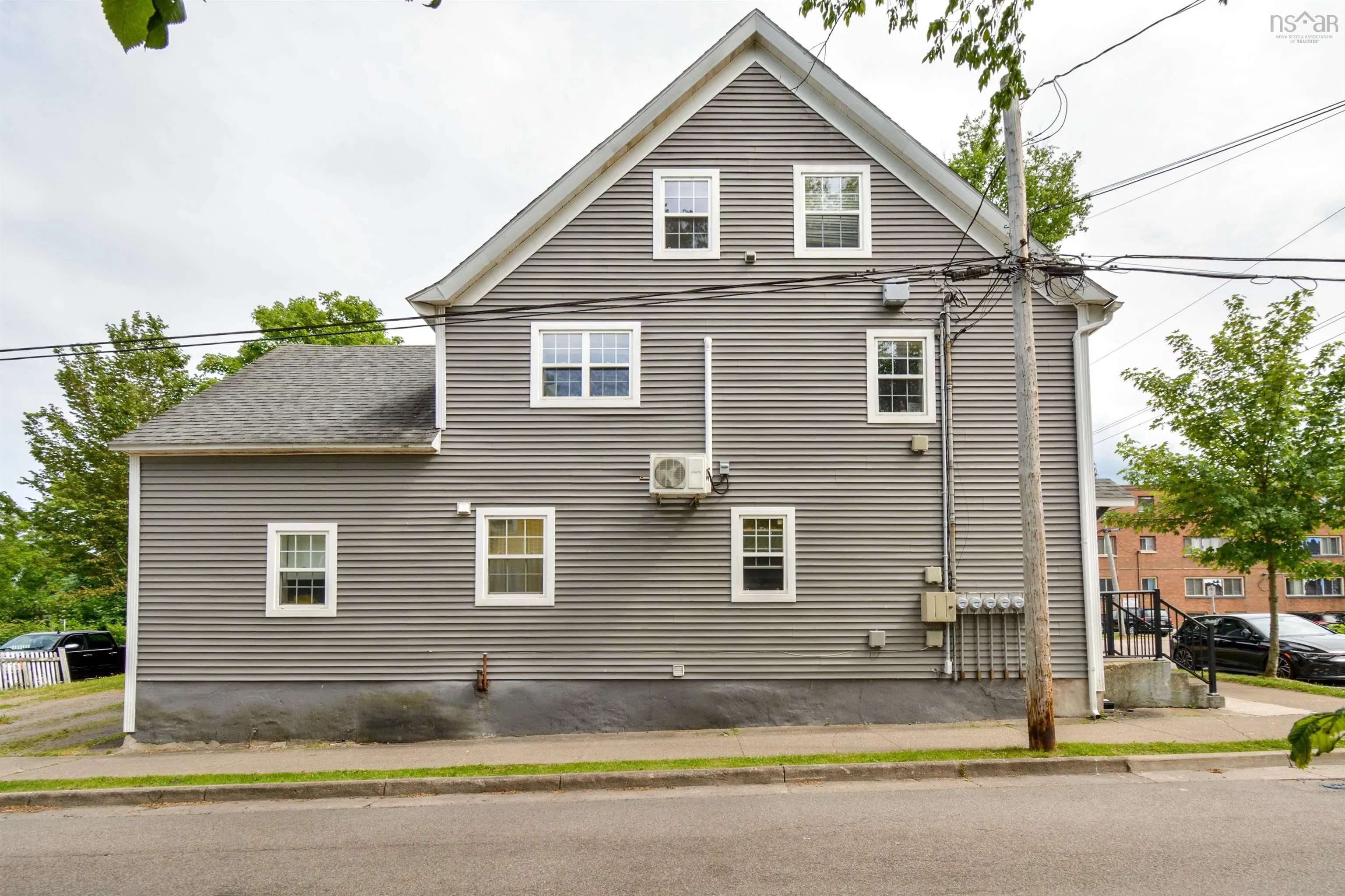 55 Charlotte Street, Sydney, NS B1P 1B8, ,Residential Income,For Sale,Charlotte,202518778