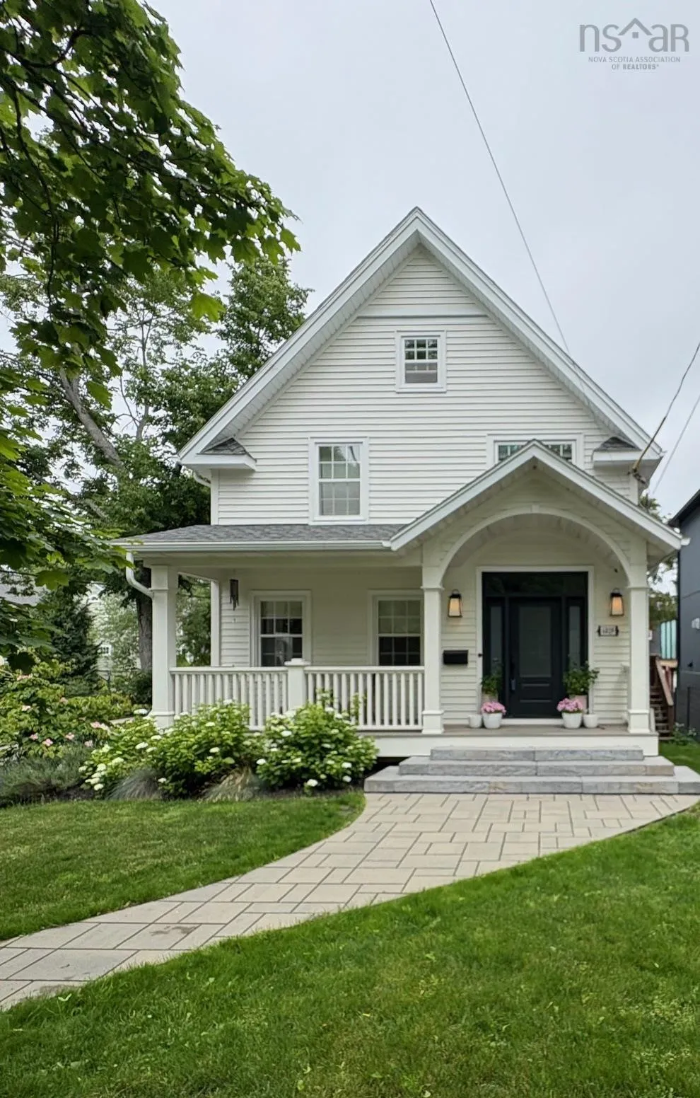 6029 Inglis Street, Halifax Ns B3h 1k9, 4 Bedrooms Bedrooms, ,3 BathroomsBathrooms,Residential,For Sale,Inglis,202507593