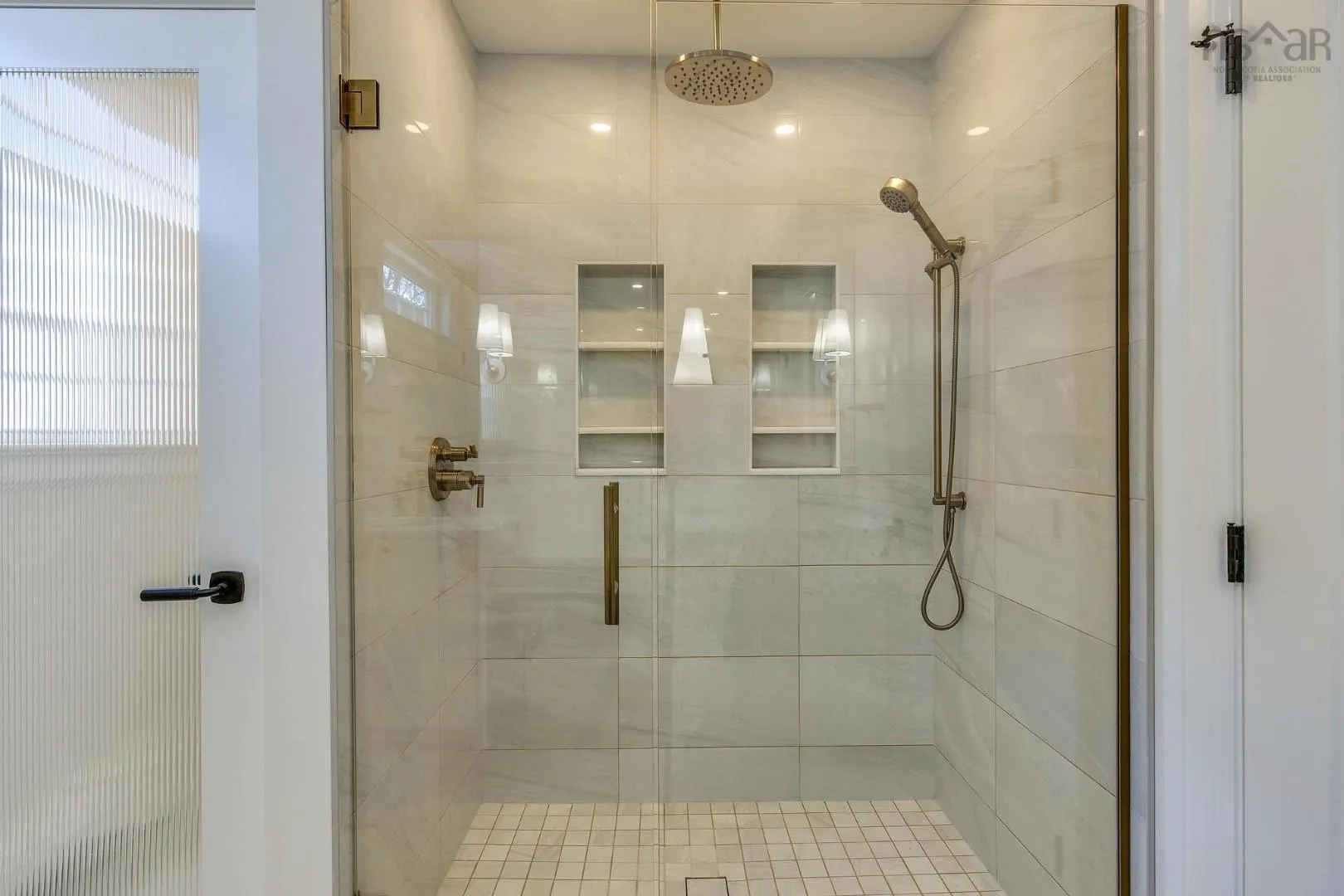 6029 Inglis Street, Halifax Ns B3h 1k9, 4 Bedrooms Bedrooms, ,3 BathroomsBathrooms,Residential,For Sale,Inglis,202507593