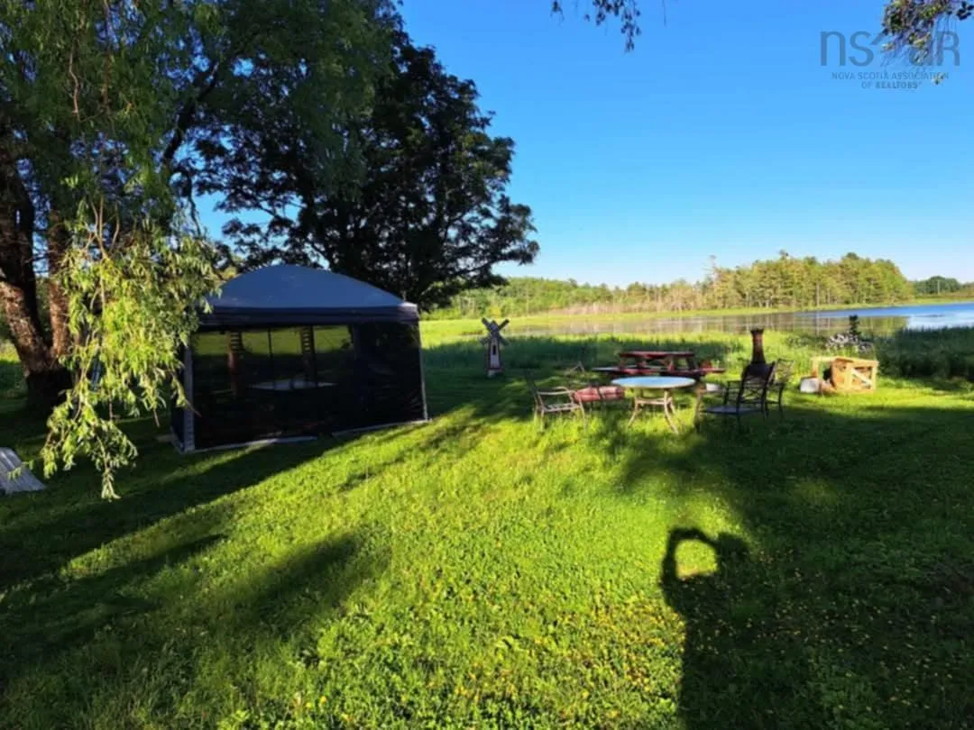 9773 Highway 8, Caledonia, NS B0T 1B0, 3 Bedrooms Bedrooms, ,1 BathroomBathrooms,Residential,For Sale,Highway 8,202510300