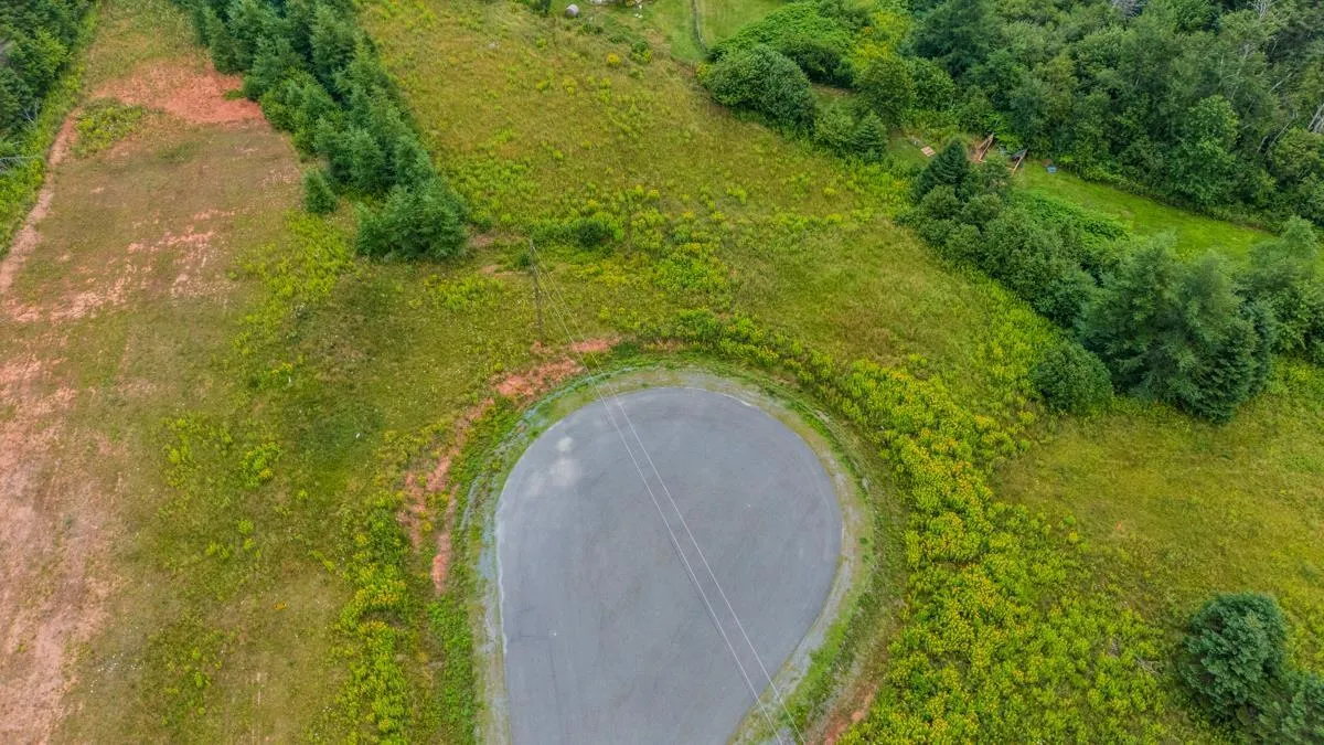 Runway Court, Valley, NS B2N 6L3, ,Land,For Sale,Runway,202520633