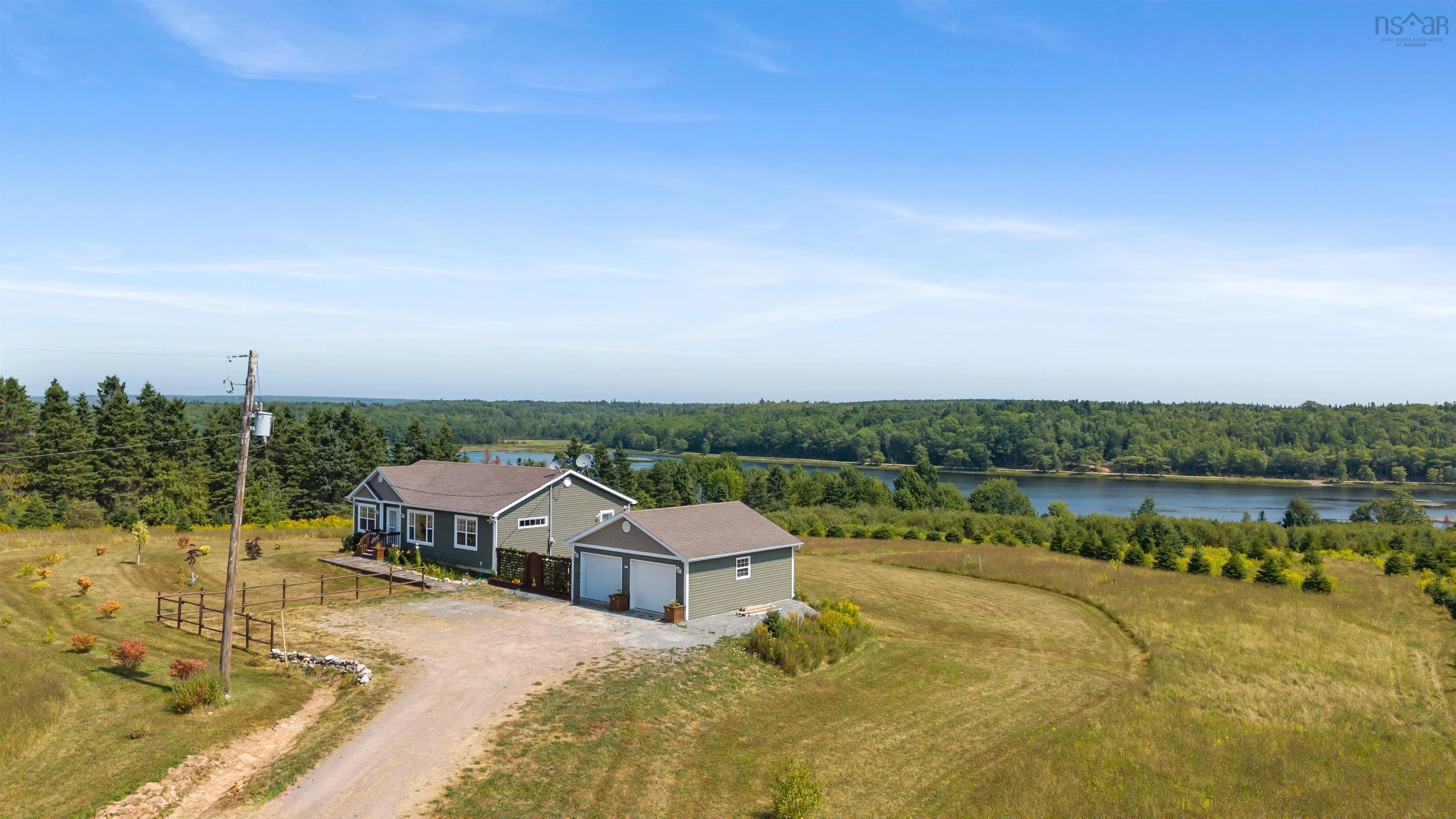 946 Lake Egmont Road, Lake Egmont, NS B0N 1Y0, 3 Bedrooms Bedrooms, ,1 BathroomBathrooms,Residential,For Sale,Lake Egmont Road,202520645