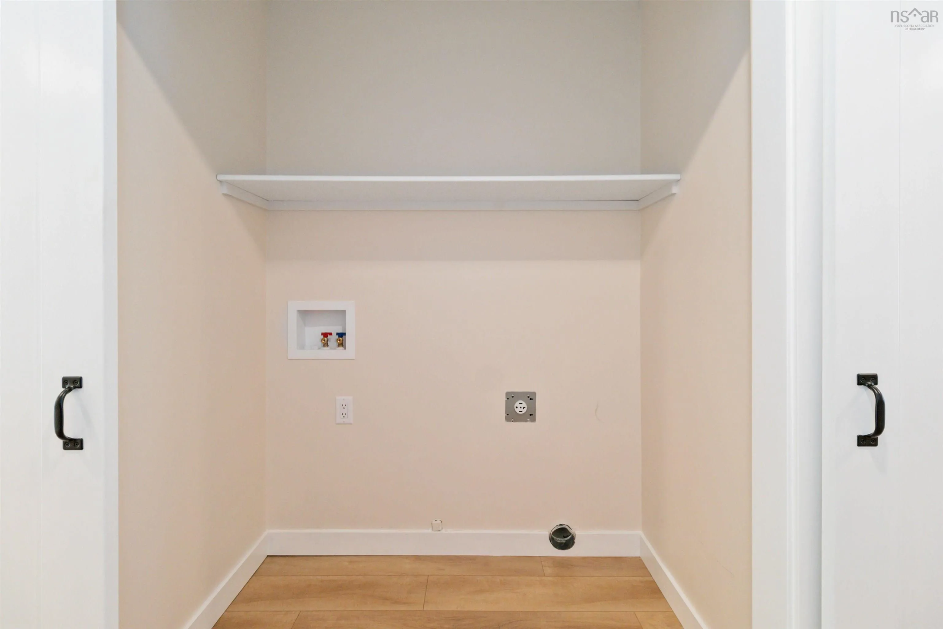 499 Glenn Allan Drive, Bridgewater Ns B4v 0b1, 3 Bedrooms Bedrooms, ,2 BathroomsBathrooms,Residential,For Sale,Glen Allan,202510327