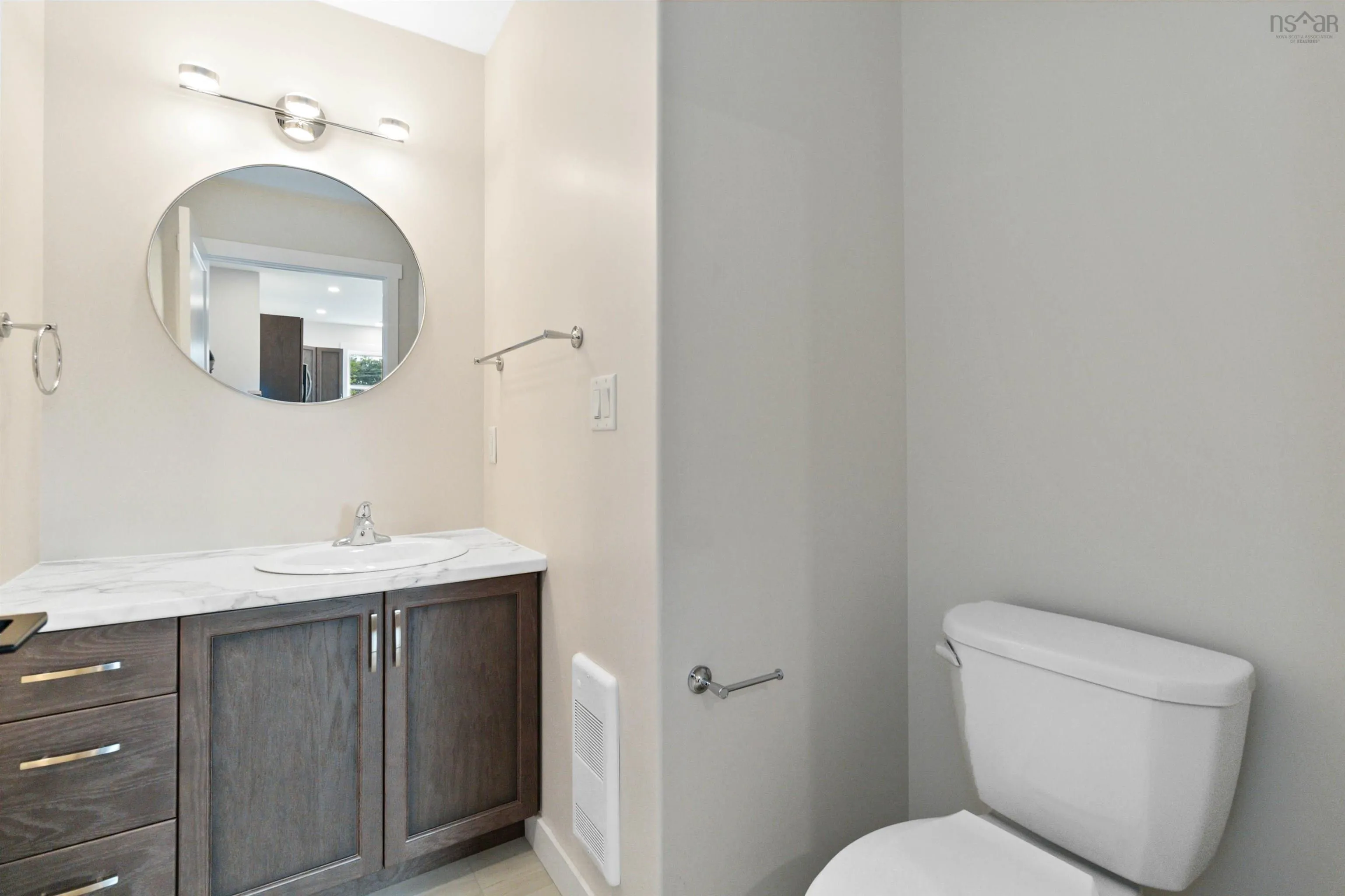 499 Glenn Allan Drive, Bridgewater Ns B4v 0b1, 3 Bedrooms Bedrooms, ,2 BathroomsBathrooms,Residential,For Sale,Glen Allan,202510327