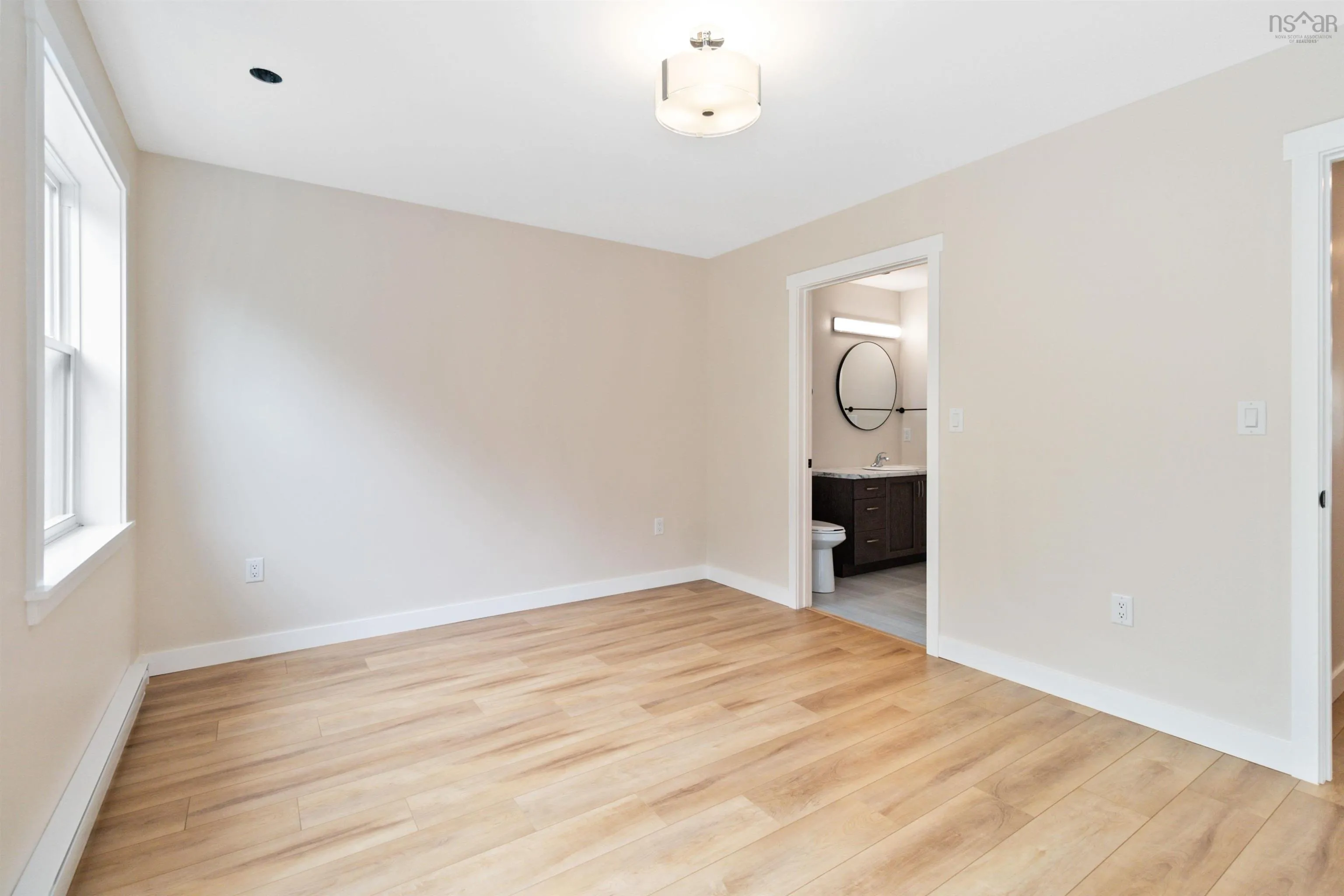 499 Glenn Allan Drive, Bridgewater Ns B4v 0b1, 3 Bedrooms Bedrooms, ,2 BathroomsBathrooms,Residential,For Sale,Glen Allan,202510327