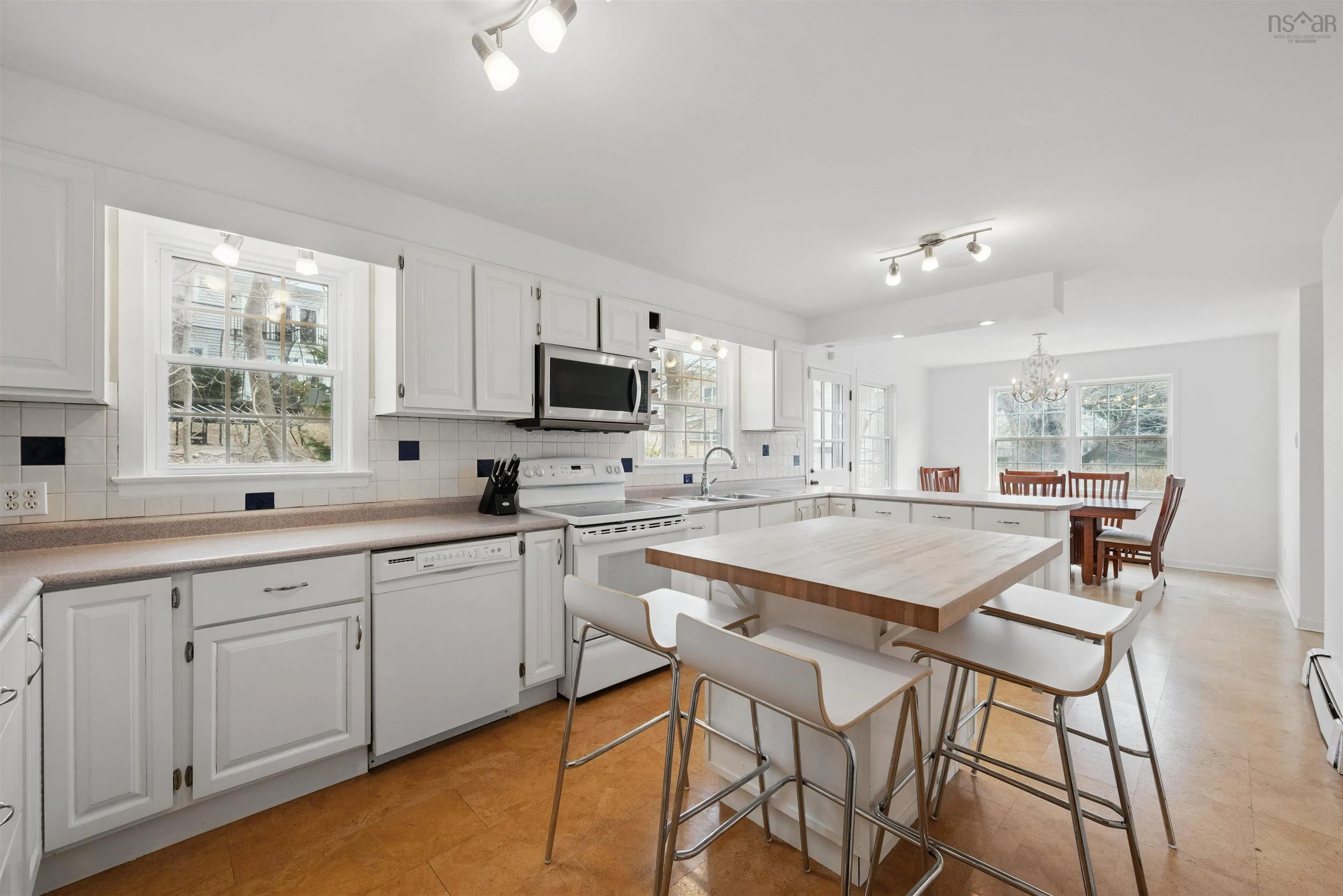 5968 Campbell Drive, Halifax Ns B3h 1e3, 5 Bedrooms Bedrooms, ,4 BathroomsBathrooms,Residential,For Sale,Campbell,202506991
