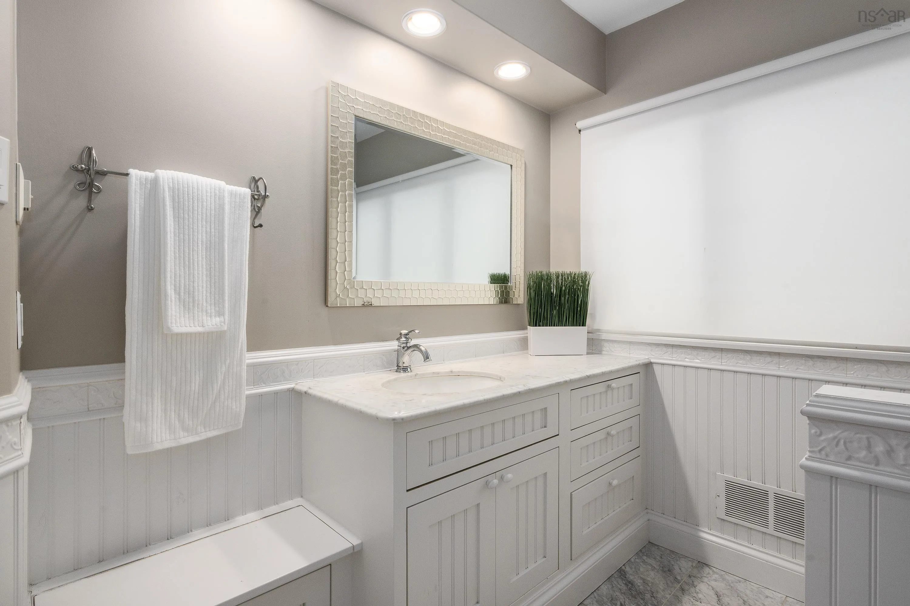 1084 Ridgewood Drive, Halifax, NS B3H 3Y4, 4 Bedrooms Bedrooms, ,3 BathroomsBathrooms,Residential,For Sale,Ridgewood,202522443