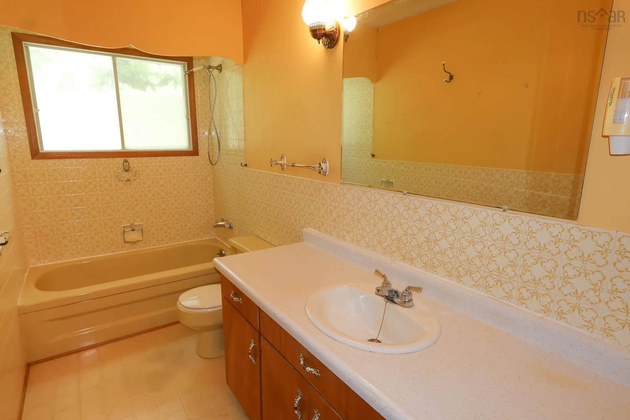 2750 Highway 10, Wentzells Lake, NS B0R 1E0, 4 Bedrooms Bedrooms, ,1 BathroomBathrooms,Residential,For Sale,Highway 10,202519002