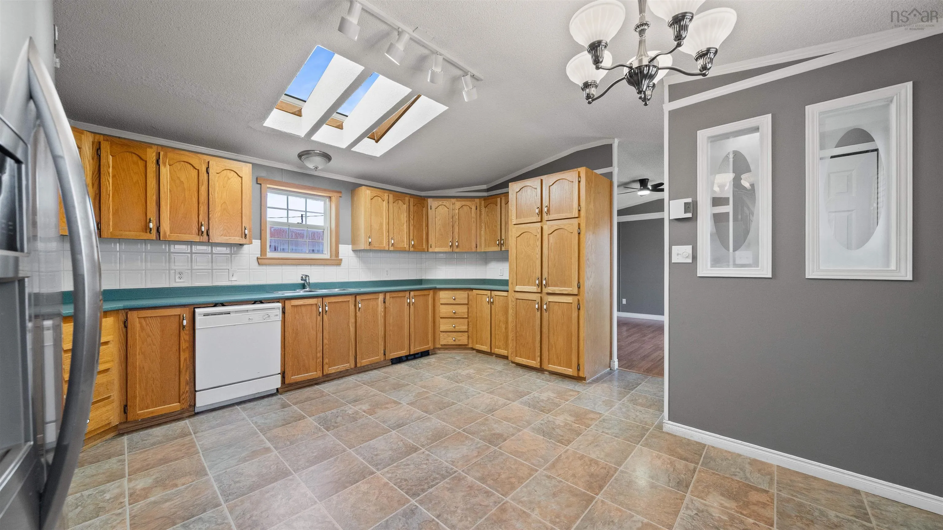 47 Bumpy Lane, Lake Echo, NS B3E 1B8, 3 Bedrooms Bedrooms, ,1 BathroomBathrooms,Residential,For Sale,Bumpy,202521242