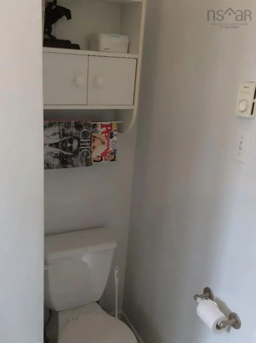172 Prince Street, Bridgewater, NS B4V 1E4, 2 Bedrooms Bedrooms, ,1 BathroomBathrooms,Residential,For Sale,Prince,202518108