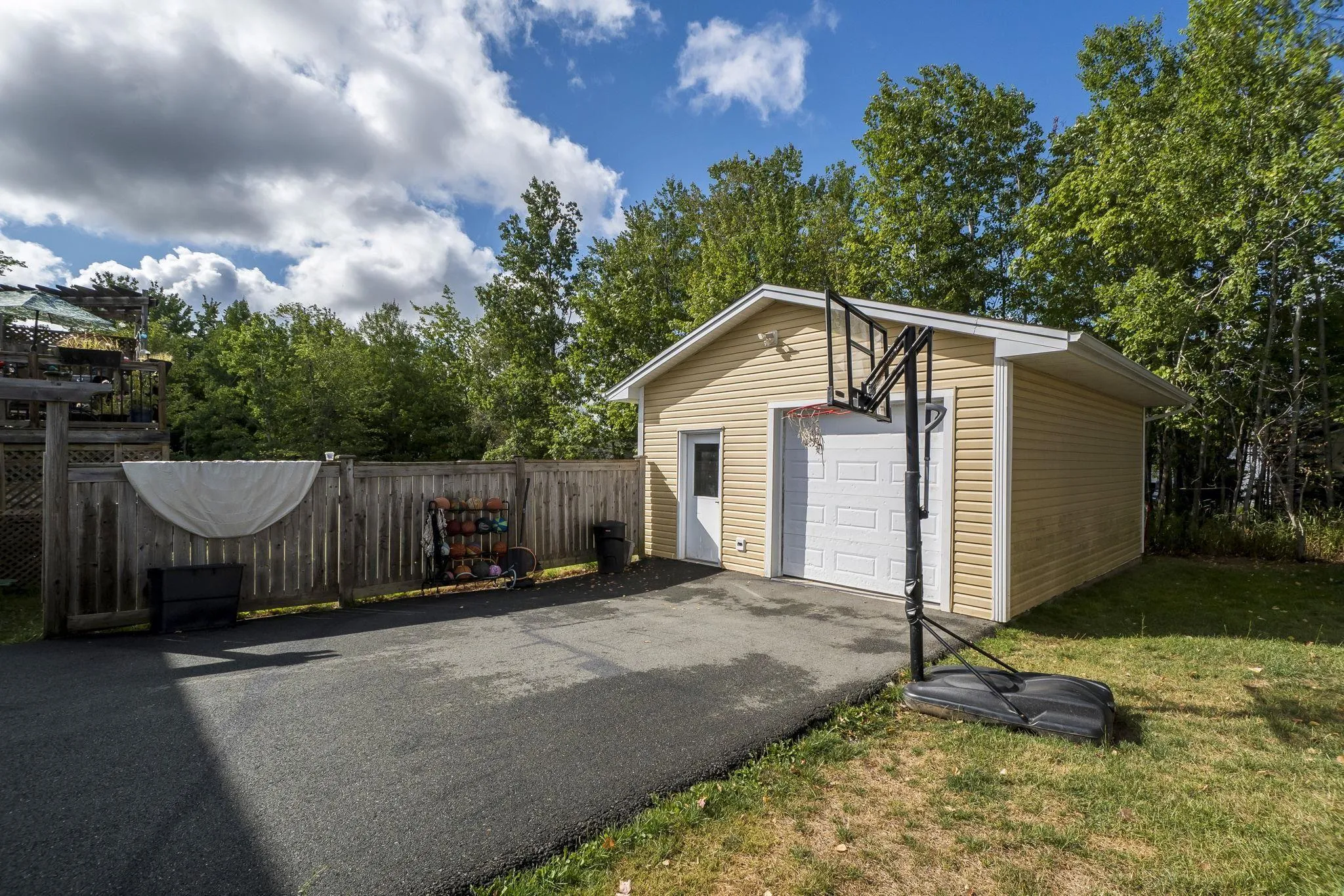16 Lacy Anne Ave, Enfield, NS B2T 0A4, 3 Bedrooms Bedrooms, ,3 BathroomsBathrooms,Residential,For Sale,Lacy Anne Ave,202521268
