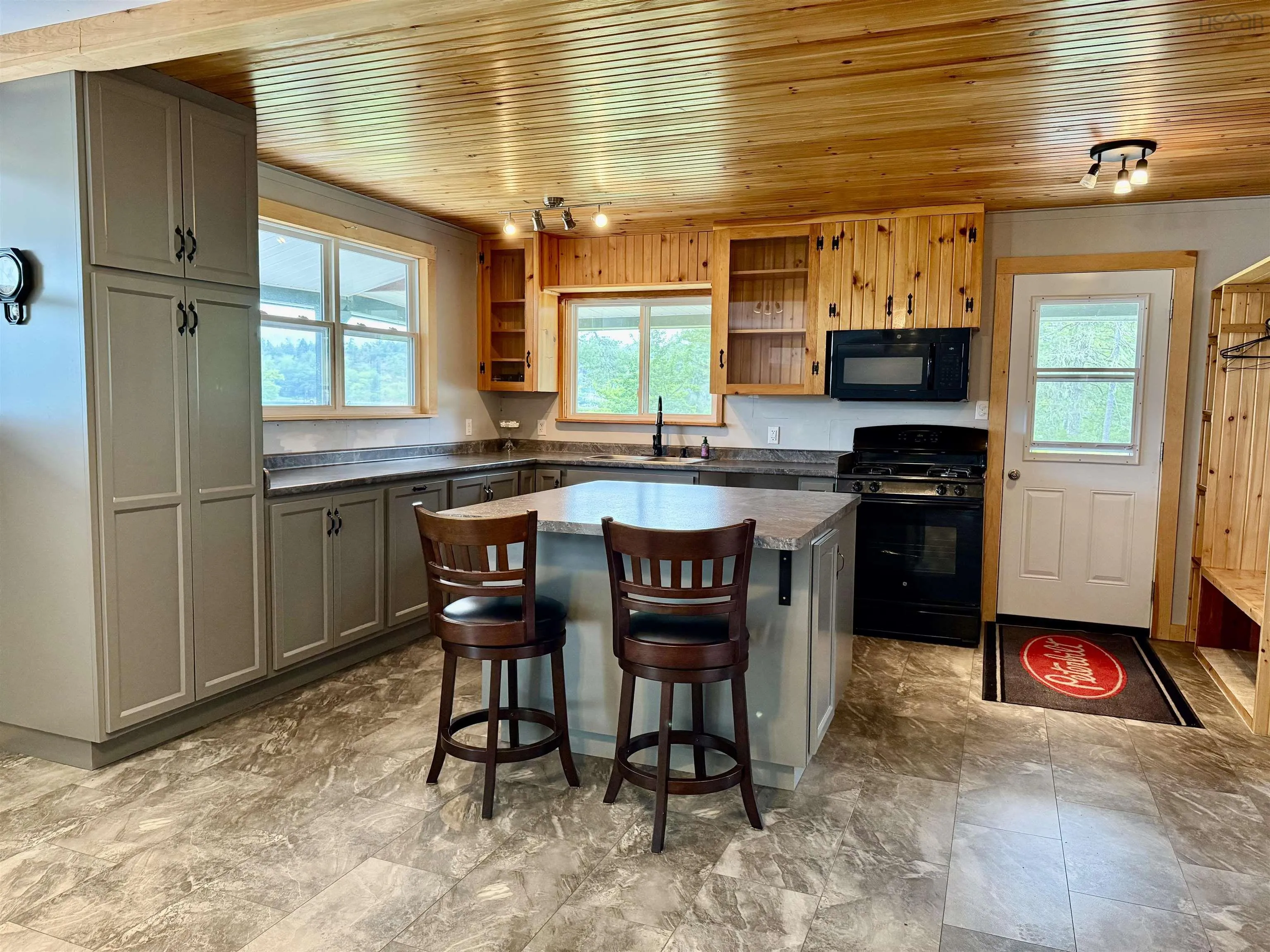 225 Hemlock Haven, Lower Ohio, NS B0T 1W0, 1 Bedroom Bedrooms, ,1 BathroomBathrooms,Residential,For Sale,Hemlock Haven,202519424
