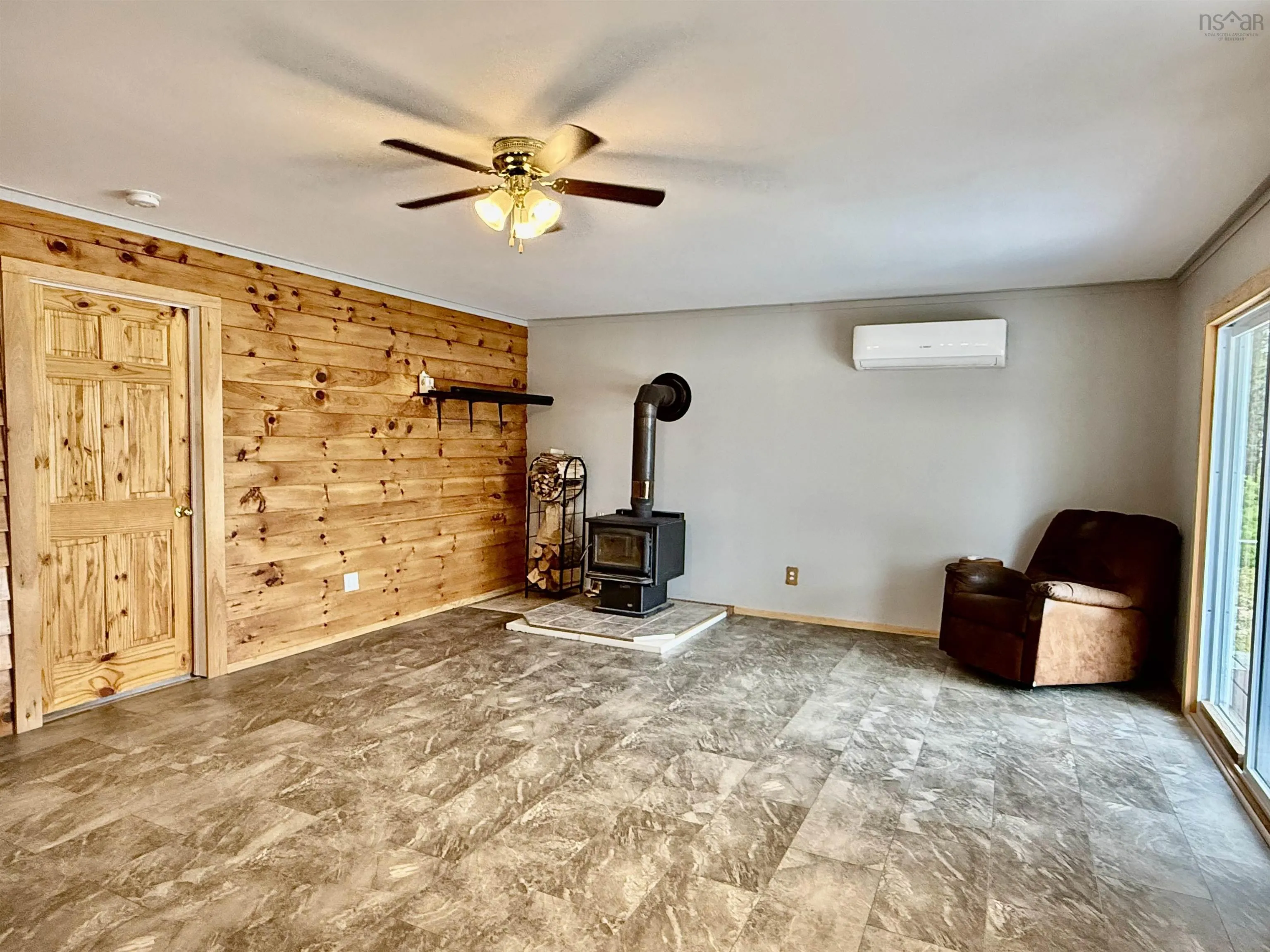 225 Hemlock Haven, Lower Ohio, NS B0T 1W0, 1 Bedroom Bedrooms, ,1 BathroomBathrooms,Residential,For Sale,Hemlock Haven,202519424