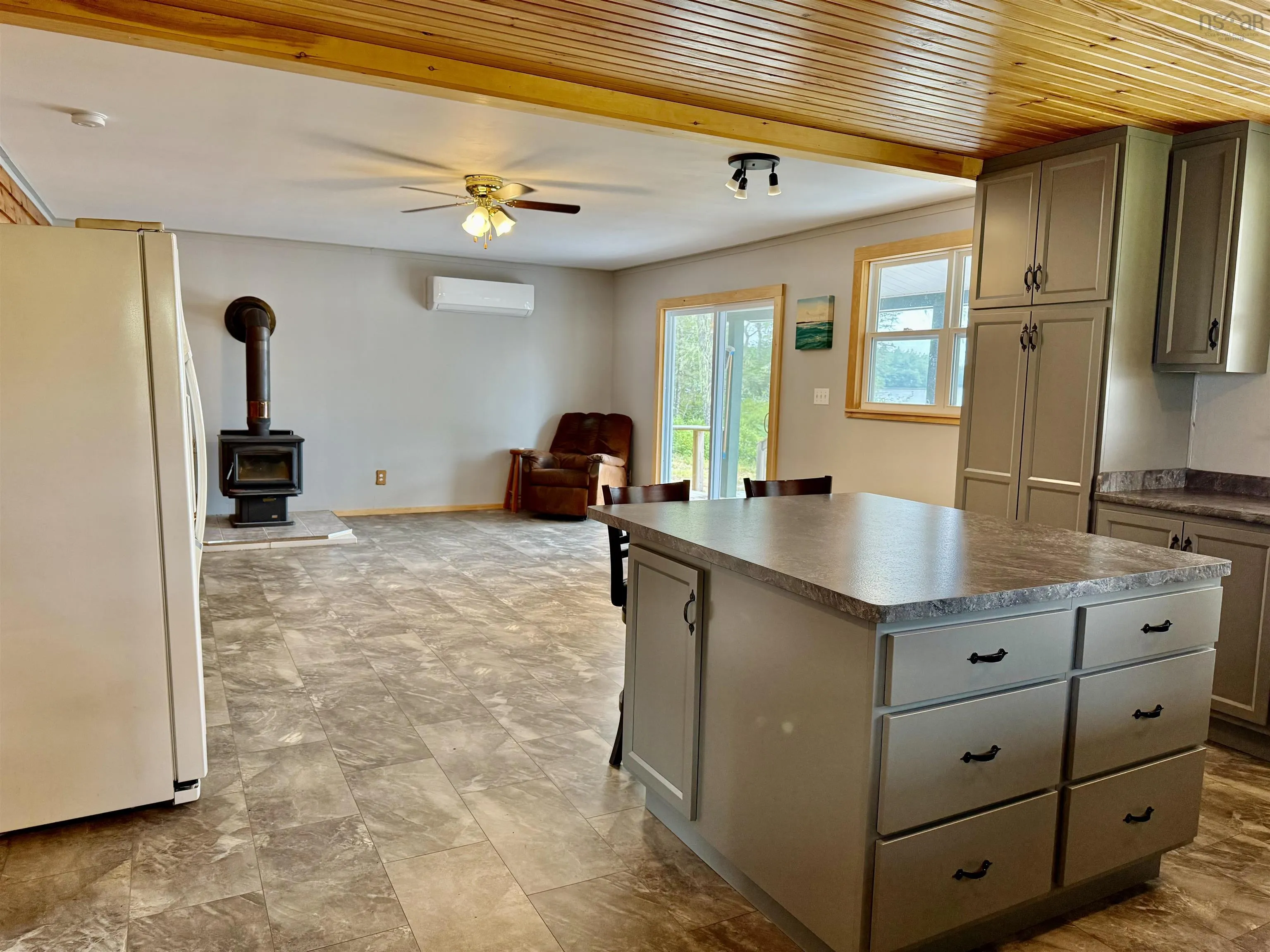 225 Hemlock Haven, Lower Ohio, NS B0T 1W0, 1 Bedroom Bedrooms, ,1 BathroomBathrooms,Residential,For Sale,Hemlock Haven,202519424