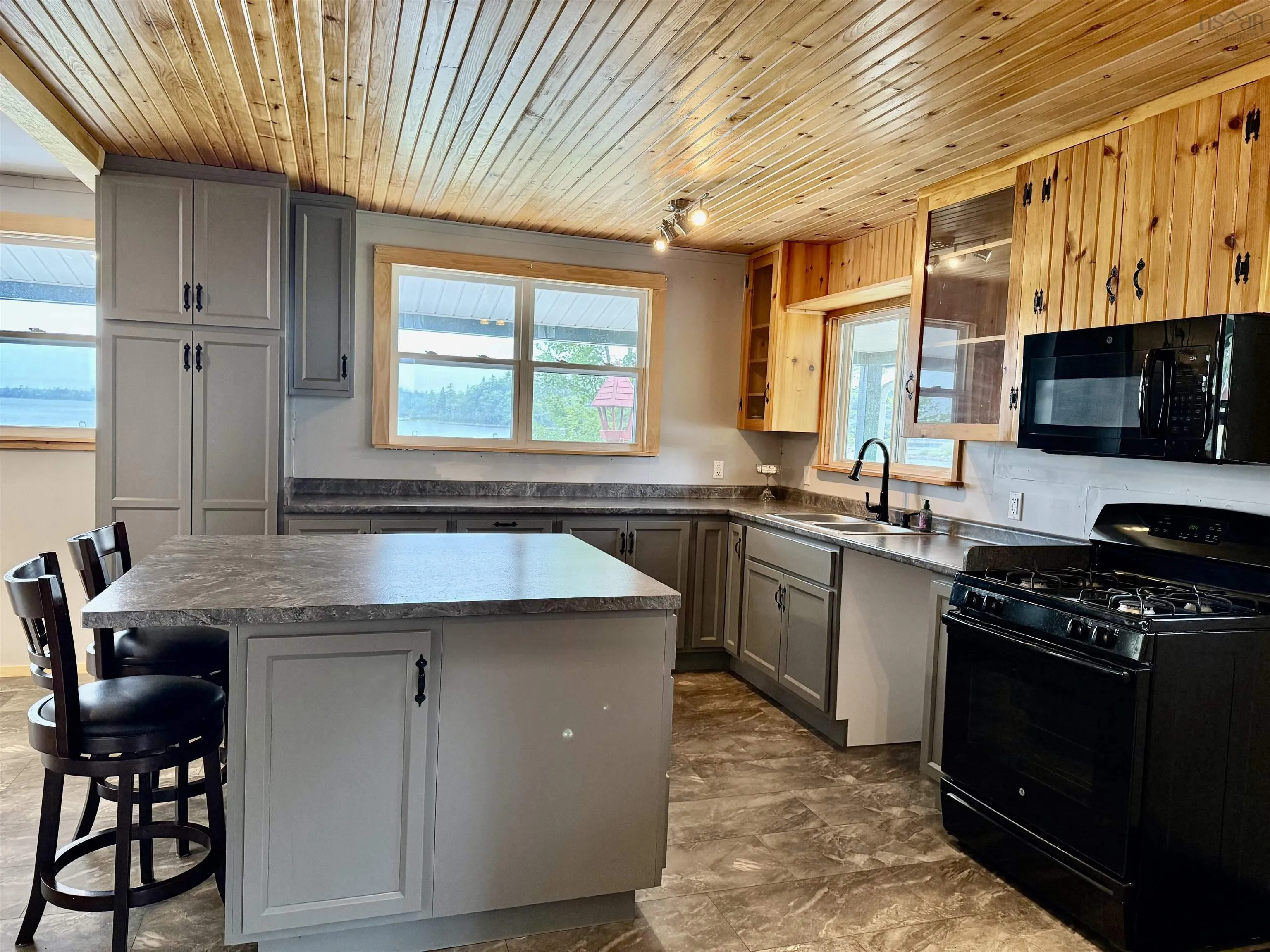 225 Hemlock Haven, Lower Ohio, NS B0T 1W0, 1 Bedroom Bedrooms, ,1 BathroomBathrooms,Residential,For Sale,Hemlock Haven,202519424