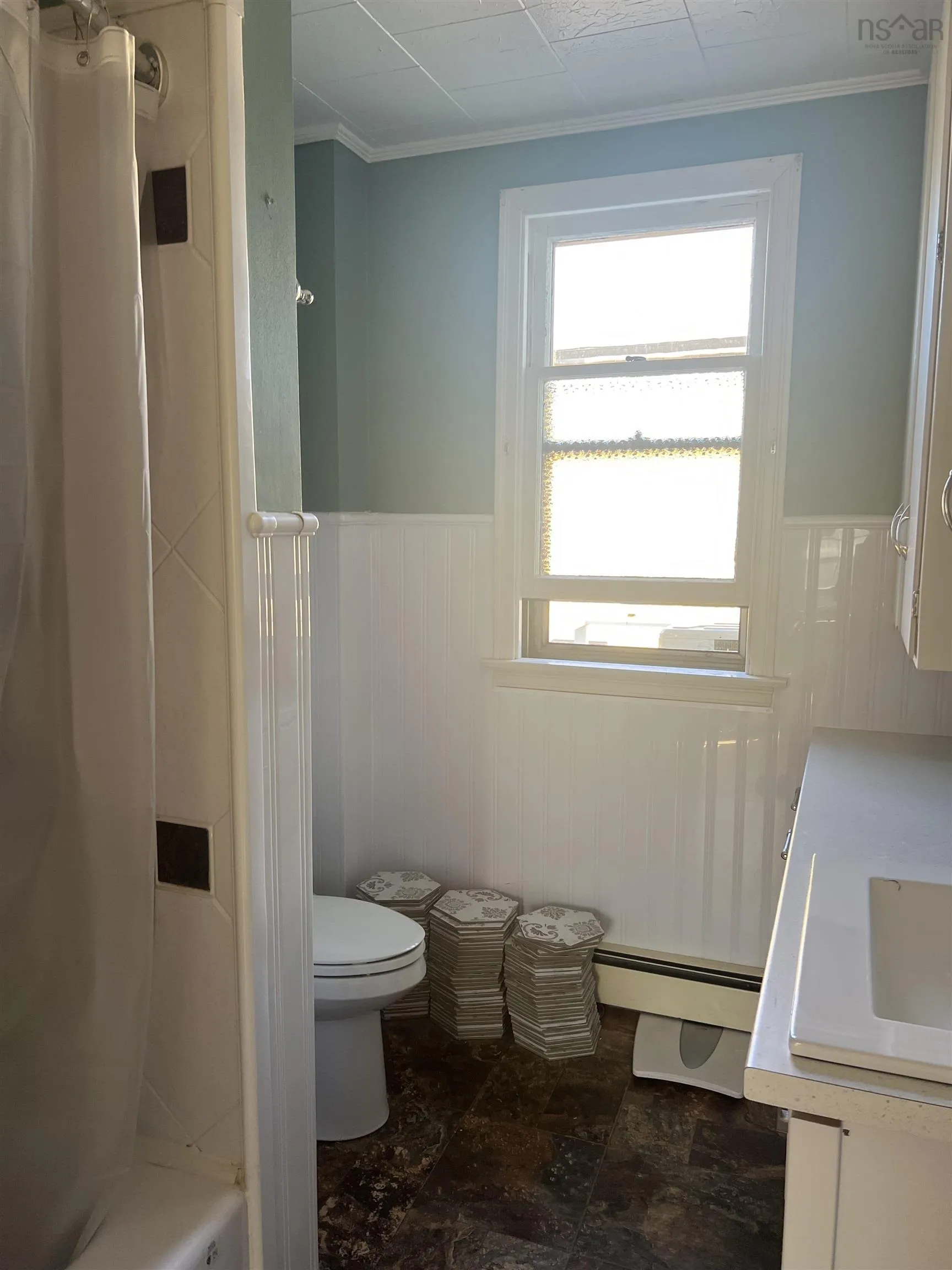 91 Victoria Street, Truro, NS B2N 1Y9, 4 Bedrooms Bedrooms, ,2 BathroomsBathrooms,Residential,For Sale,Victoria,202523605