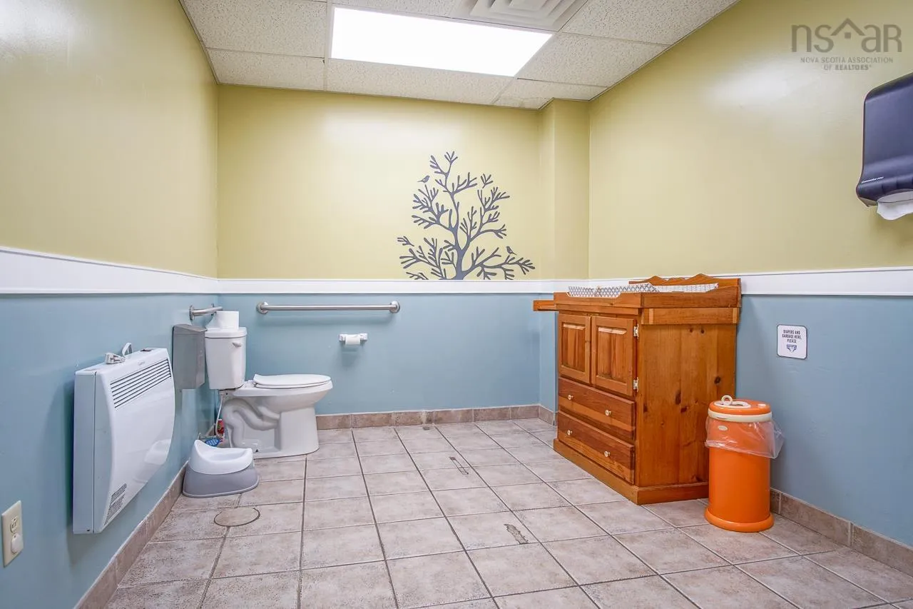 9185 Commercial Street, New Minas, NS B4N 3G1, ,Commercial Sale,For Sale,Commercial,202522358