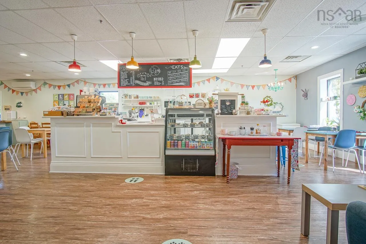 9185 Commercial Street, New Minas, NS B4N 3G1, ,Commercial Sale,For Sale,Commercial,202522358
