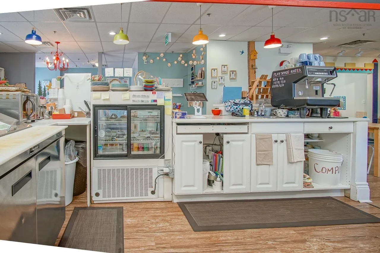 9185 Commercial Street, New Minas, NS B4N 3G1, ,Commercial Sale,For Sale,Commercial,202522358