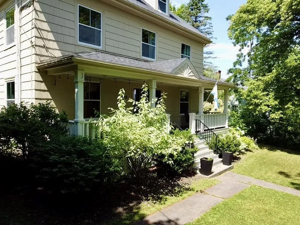 542 King Street, Windsor, NS B0N 2T0, 4 Bedrooms Bedrooms, ,2 BathroomsBathrooms,Residential,For Sale,King,202518872