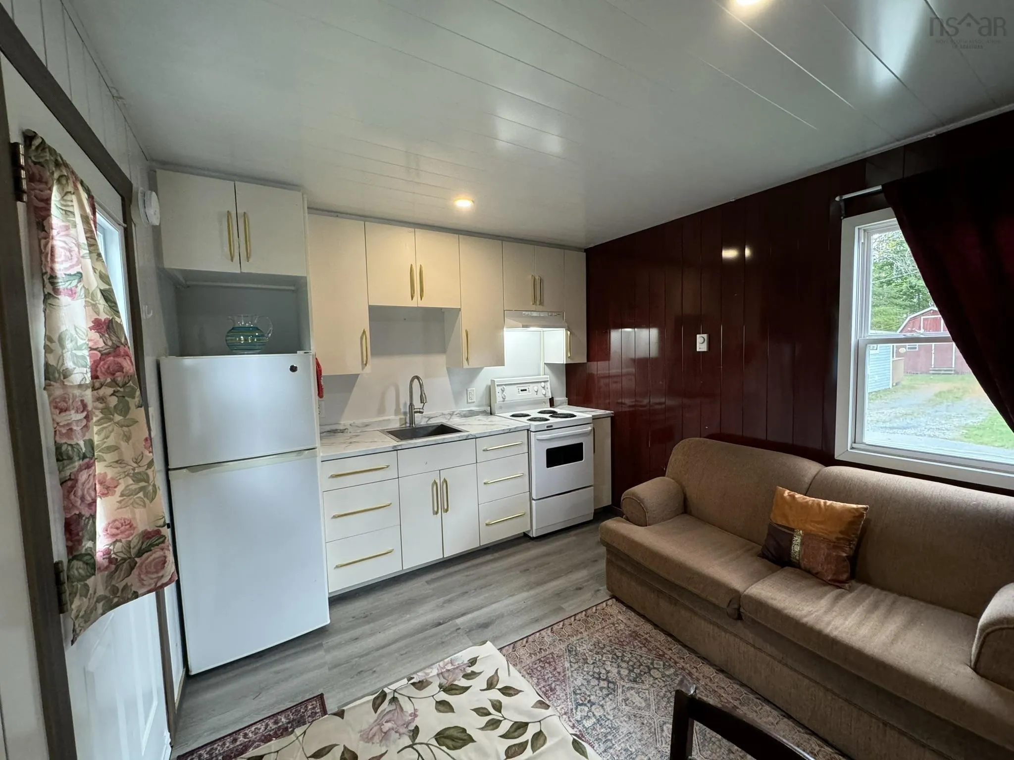 136 Wolfe Street, Liverpool, NS B0T 1K0, 1 Bedroom Bedrooms, ,1 BathroomBathrooms,Residential,For Sale,Wolfe,202511001