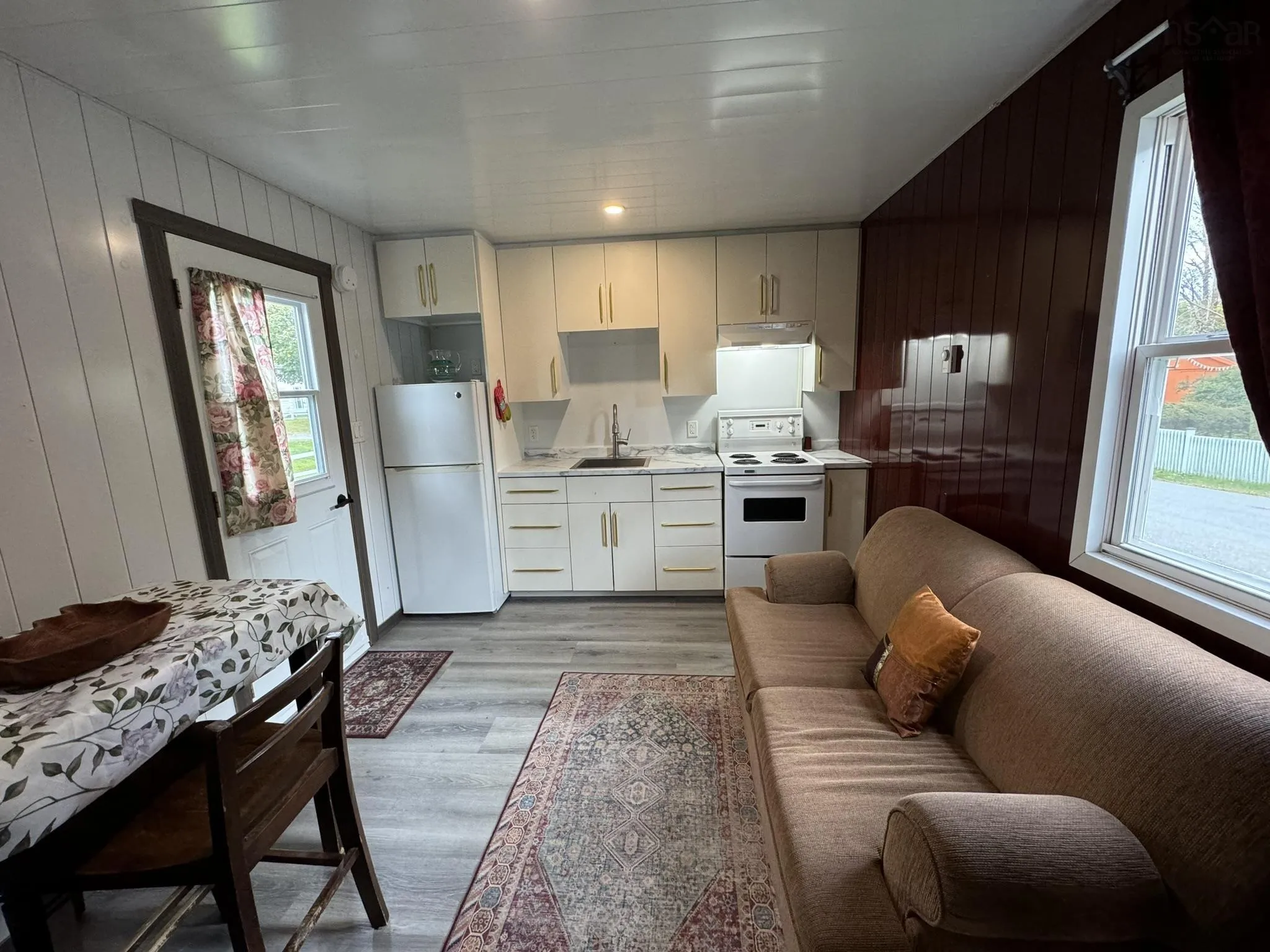 136 Wolfe Street, Liverpool, NS B0T 1K0, 1 Bedroom Bedrooms, ,1 BathroomBathrooms,Residential,For Sale,Wolfe,202511001