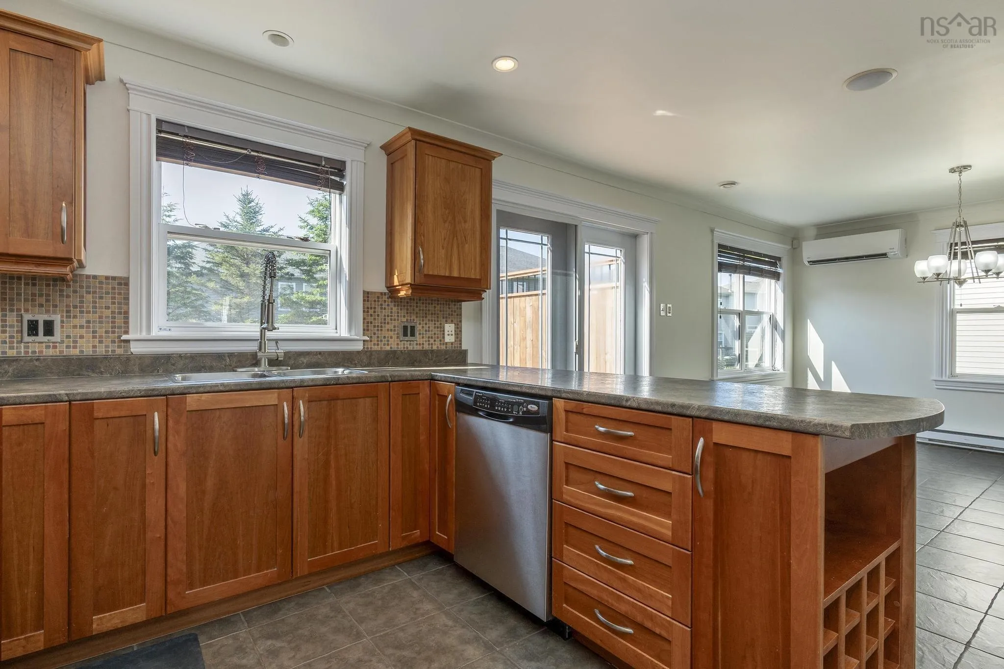 94 Cutter Drive, Halifax, NS B3M 4W5, 3 Bedrooms Bedrooms, ,4 BathroomsBathrooms,Residential,For Sale,Cutter,202513507