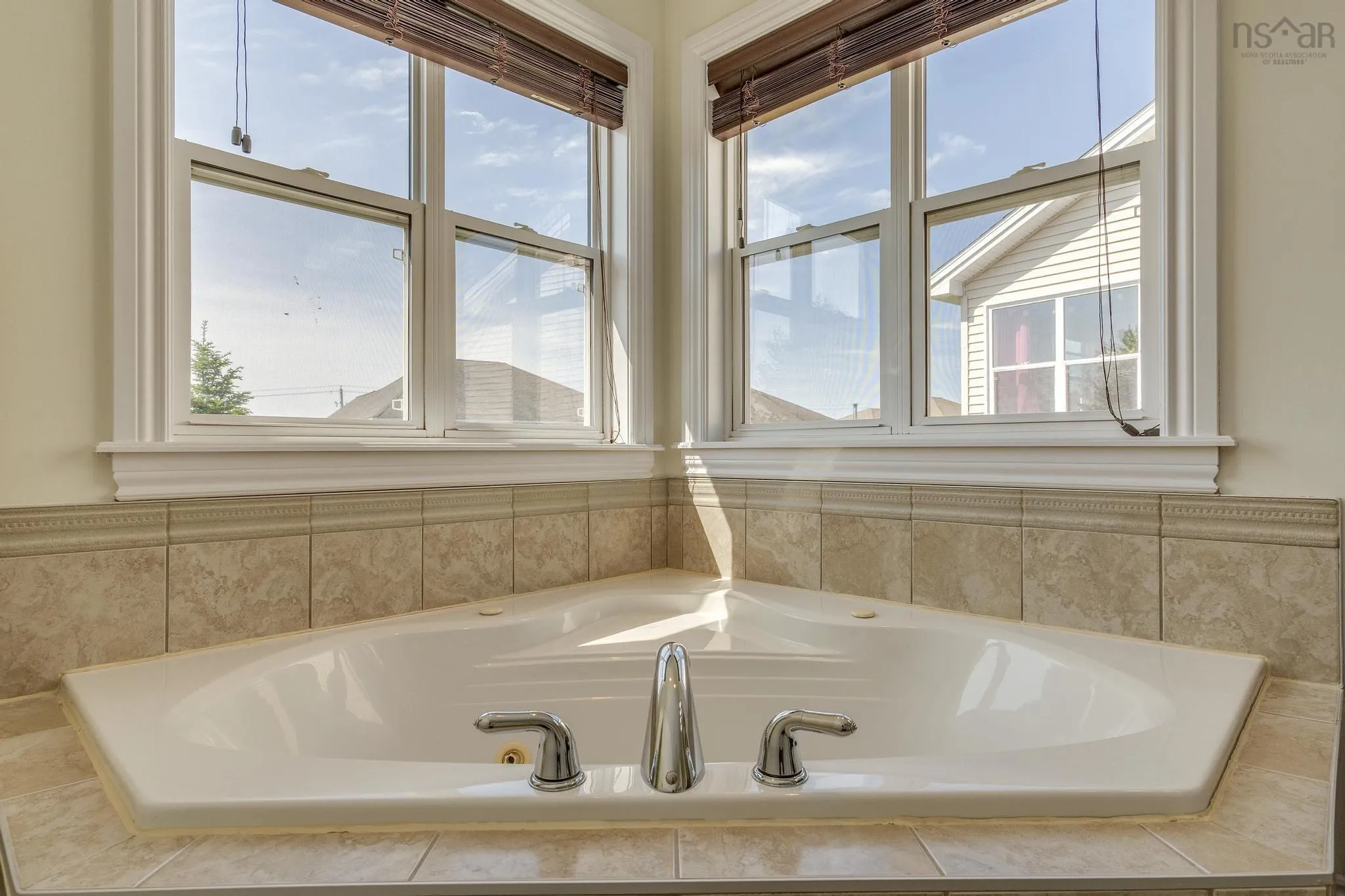 94 Cutter Drive, Halifax, NS B3M 4W5, 3 Bedrooms Bedrooms, ,4 BathroomsBathrooms,Residential,For Sale,Cutter,202513507