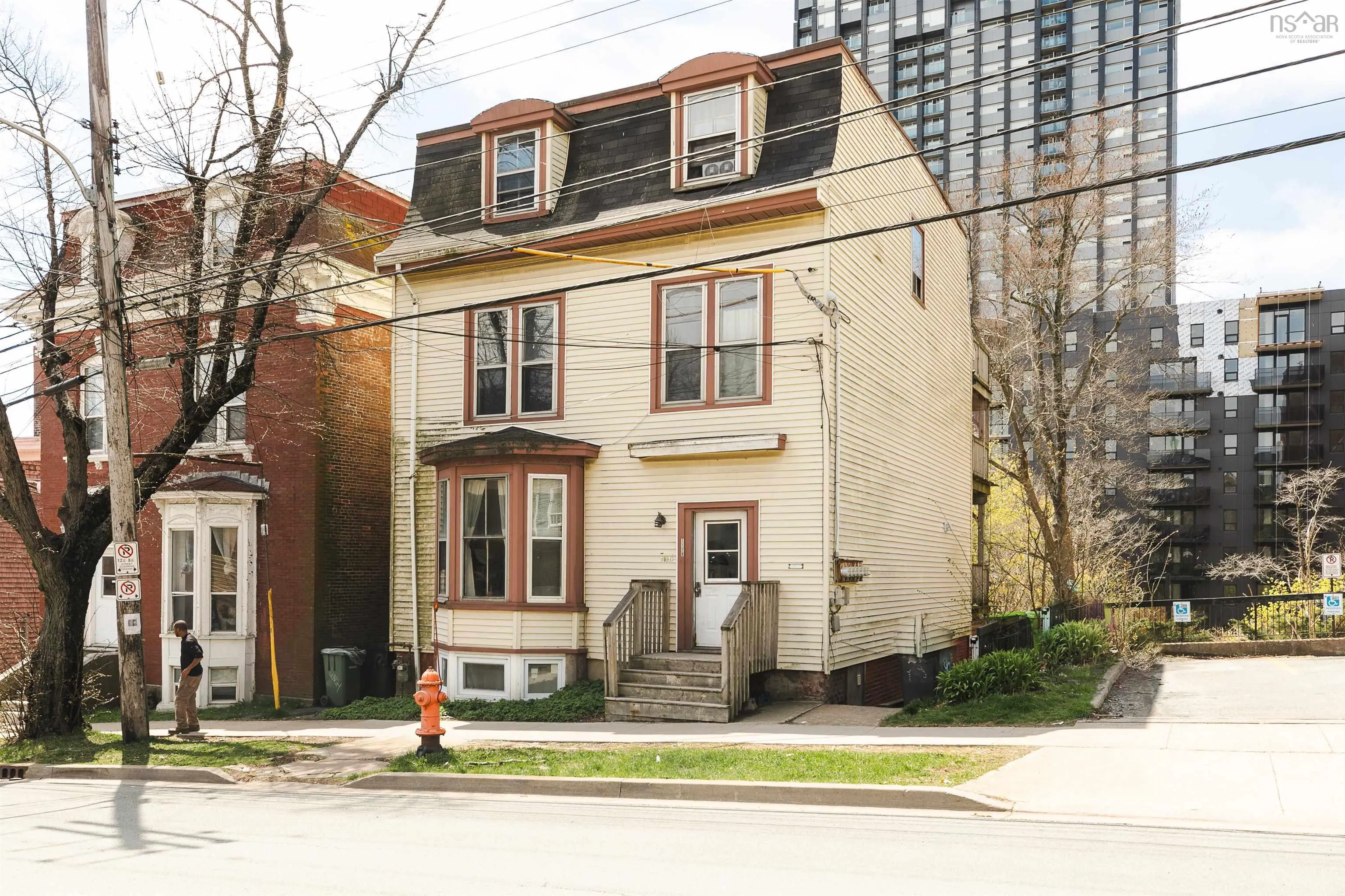 1178 Queen Street, Halifax, NS B3H 2S3, 6 Bedrooms Bedrooms, ,Residential Income,For Sale,Queen,202511167
