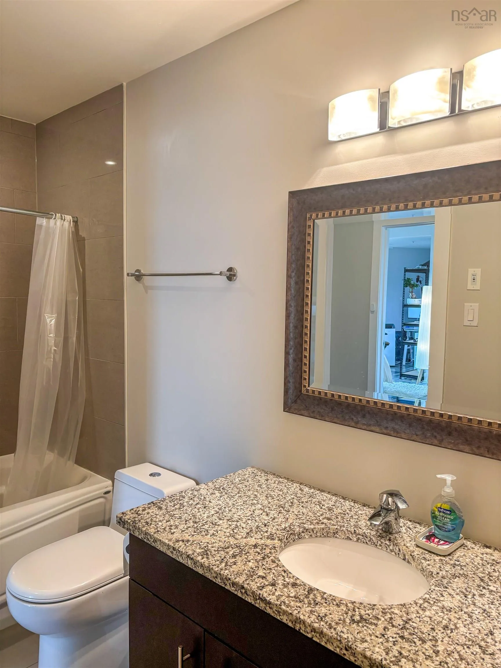 806-15 Kings Wharf Place, Dartmouth, NS B2Y 0C2, 2 Bedrooms Bedrooms, ,2 BathroomsBathrooms,Residential,For Sale,Kings Wharf,202518371