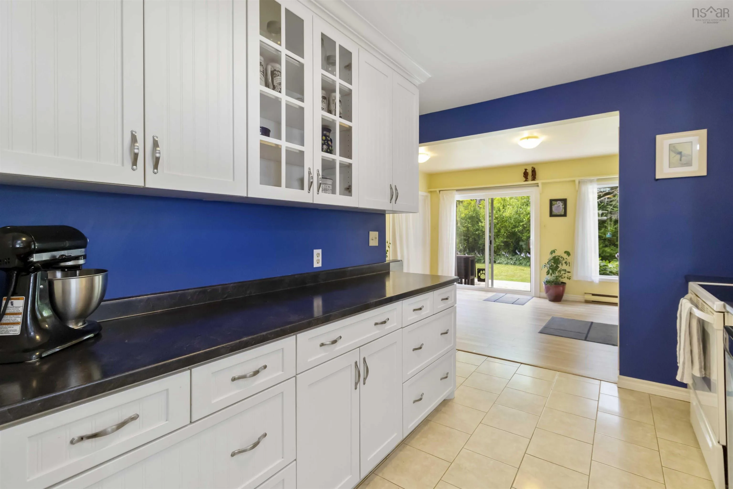 163 Crescent Street, Bridgewater, NS B4V 1L1, 4 Bedrooms Bedrooms, ,2 BathroomsBathrooms,Residential,For Sale,Crescent,202518451