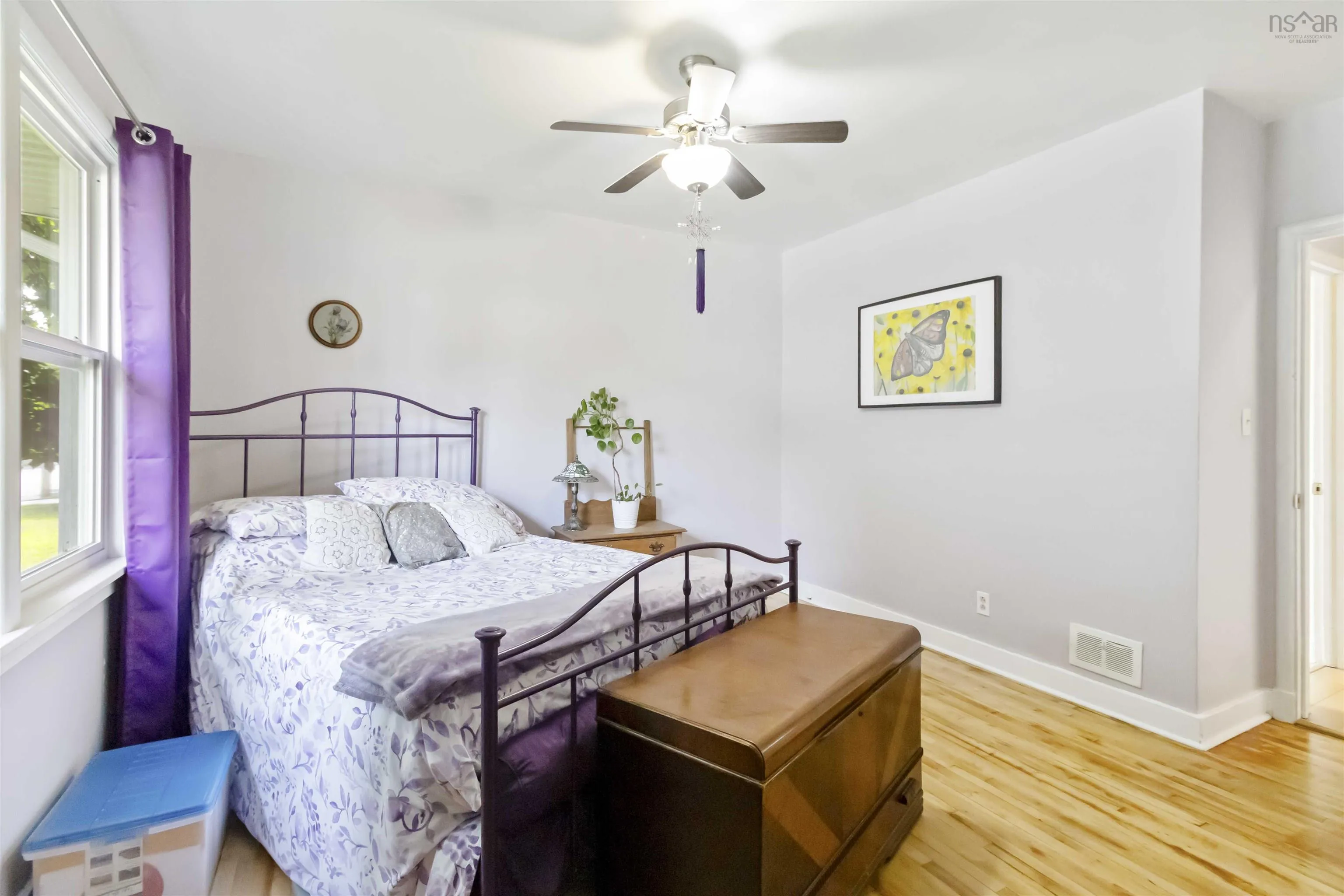 163 Crescent Street, Bridgewater, NS B4V 1L1, 4 Bedrooms Bedrooms, ,2 BathroomsBathrooms,Residential,For Sale,Crescent,202518451