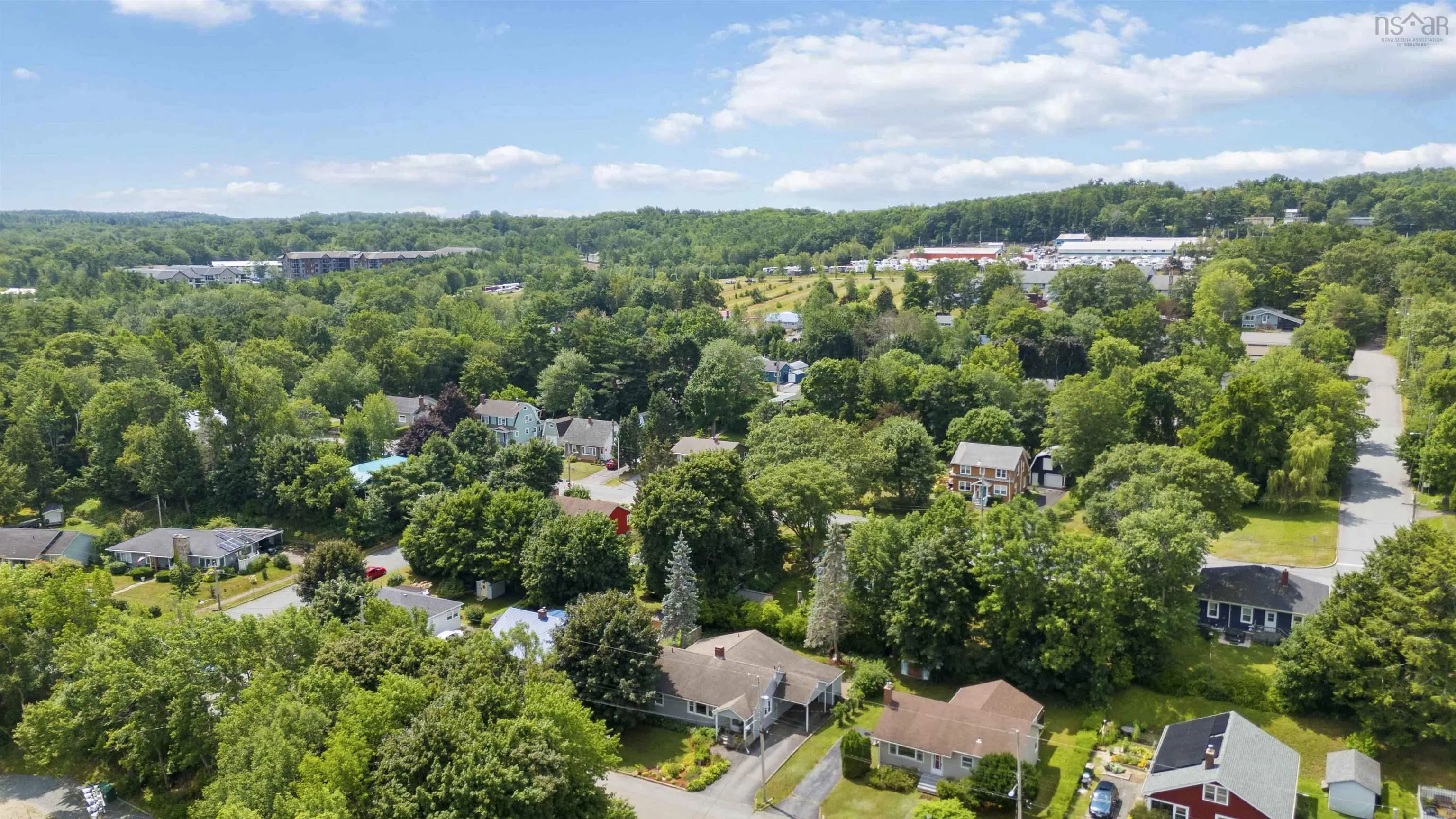163 Crescent Street, Bridgewater, NS B4V 1L1, 4 Bedrooms Bedrooms, ,2 BathroomsBathrooms,Residential,For Sale,Crescent,202518451