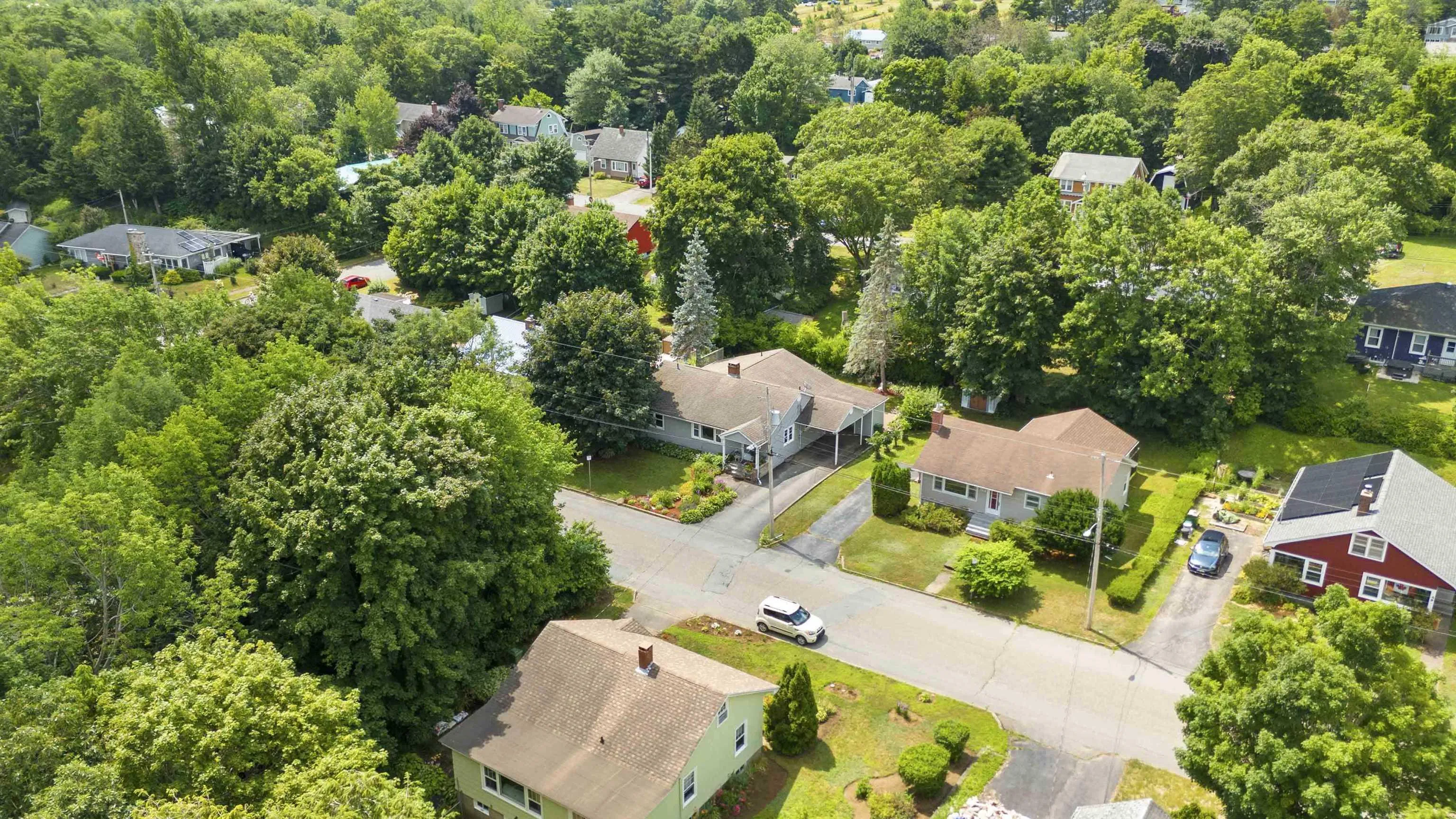 163 Crescent Street, Bridgewater, NS B4V 1L1, 4 Bedrooms Bedrooms, ,2 BathroomsBathrooms,Residential,For Sale,Crescent,202518451