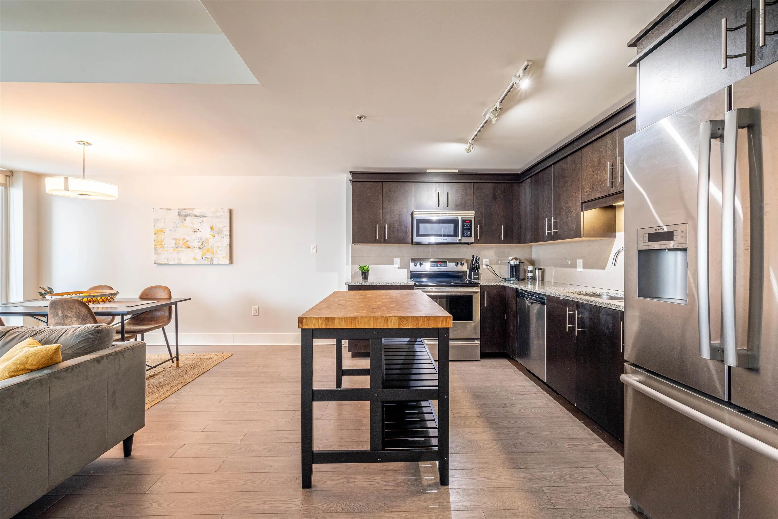 403-15 King's Wharf Place, Dartmouth Ns B2y 0c2, 1 Bedroom Bedrooms, ,1 BathroomBathrooms,Residential,For Sale,Place,202424627