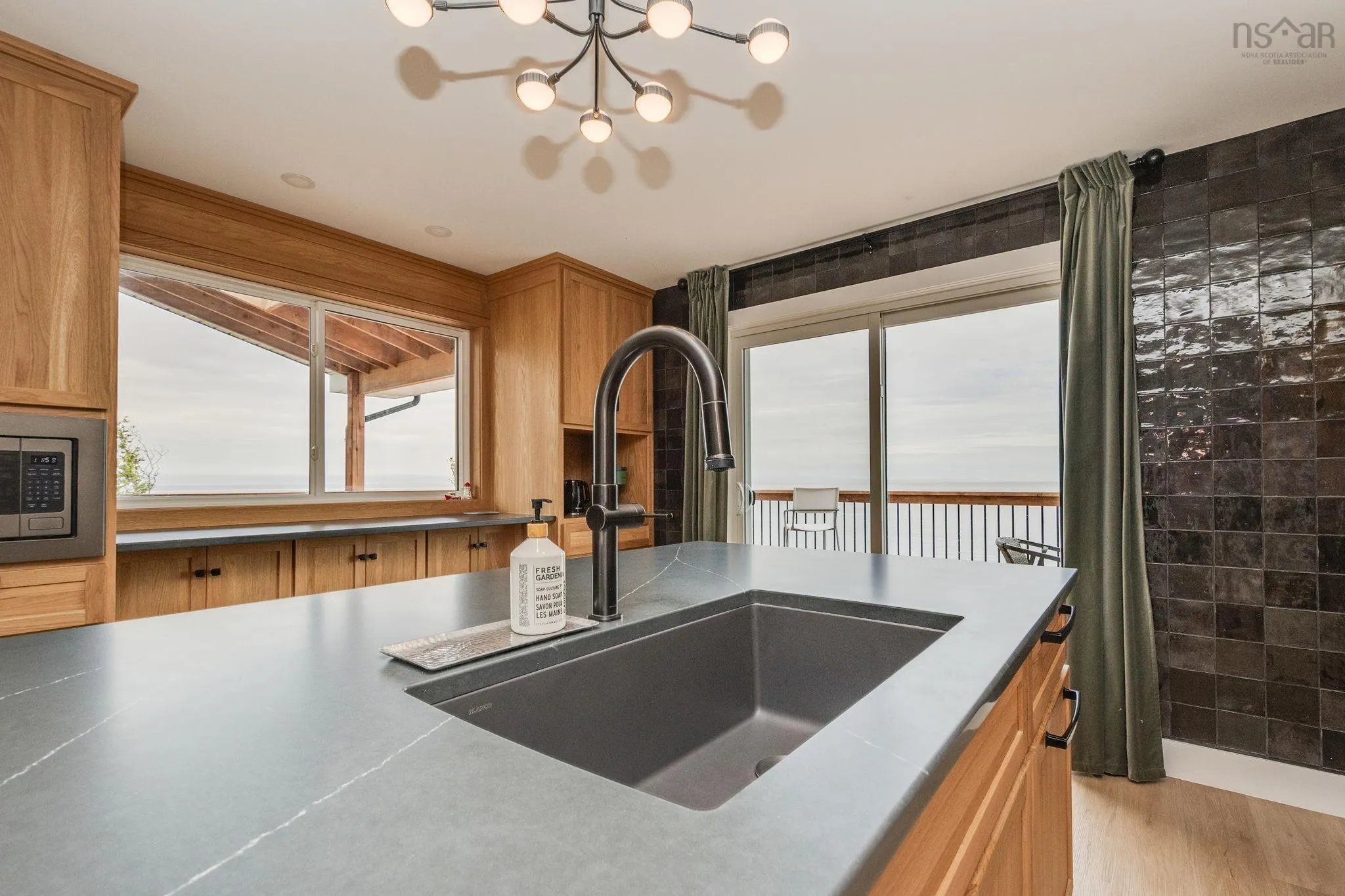 1392 Lighthouse Road, Bay View, NS B0V 1A0, 4 Bedrooms Bedrooms, ,3 BathroomsBathrooms,Residential,For Sale,Lighthouse,202525521