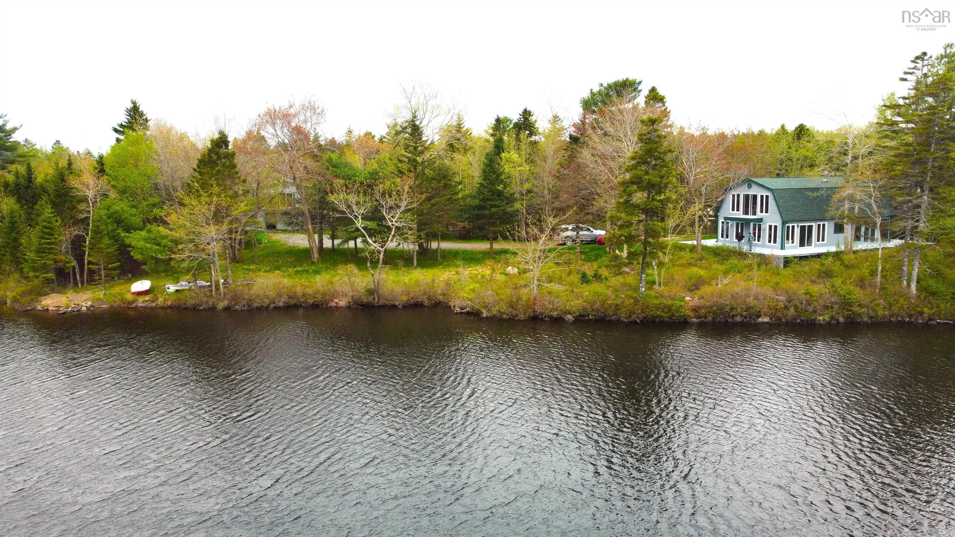 401 Highway, Mount Uniacke, NS B0S 1B0, 2 Bedrooms Bedrooms, ,3 BathroomsBathrooms,Residential,For Sale,Highway 1,202513085