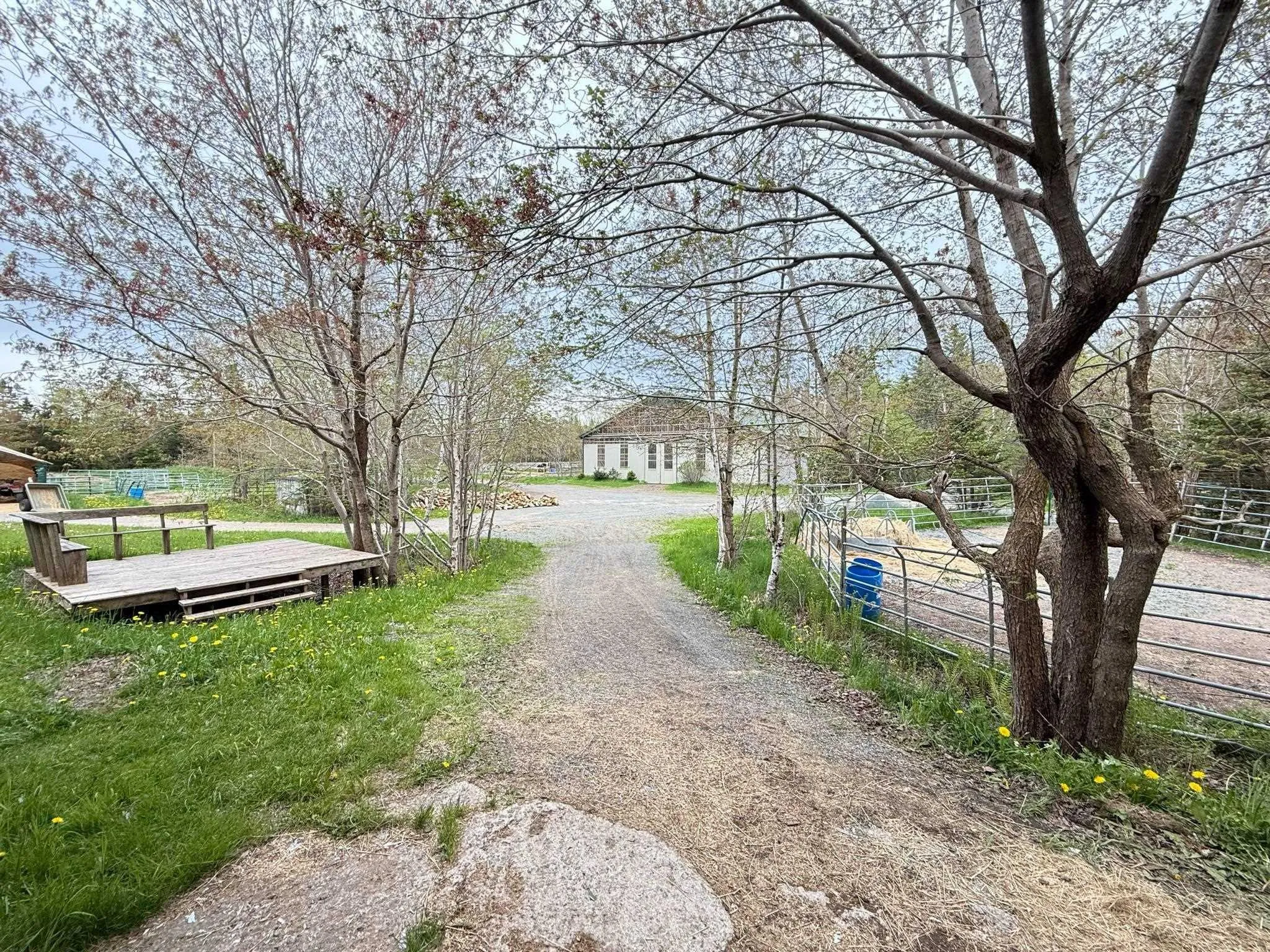 401 Highway, Mount Uniacke, NS B0S 1B0, 2 Bedrooms Bedrooms, ,3 BathroomsBathrooms,Residential,For Sale,Highway 1,202513085