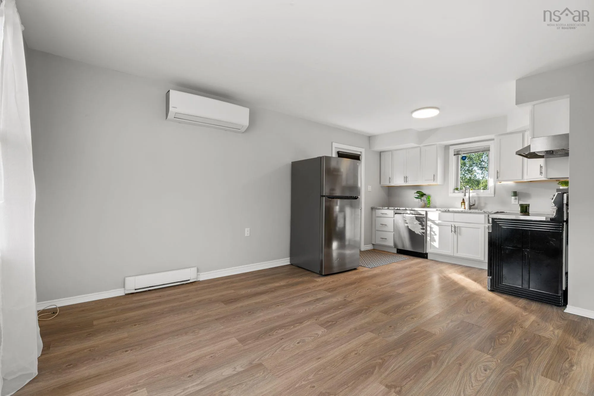 606 Herring Cove Road, Halifax, NS B3R 1X6, 2 Bedrooms Bedrooms, ,1 BathroomBathrooms,Residential,For Sale,Herring Cove,202518096