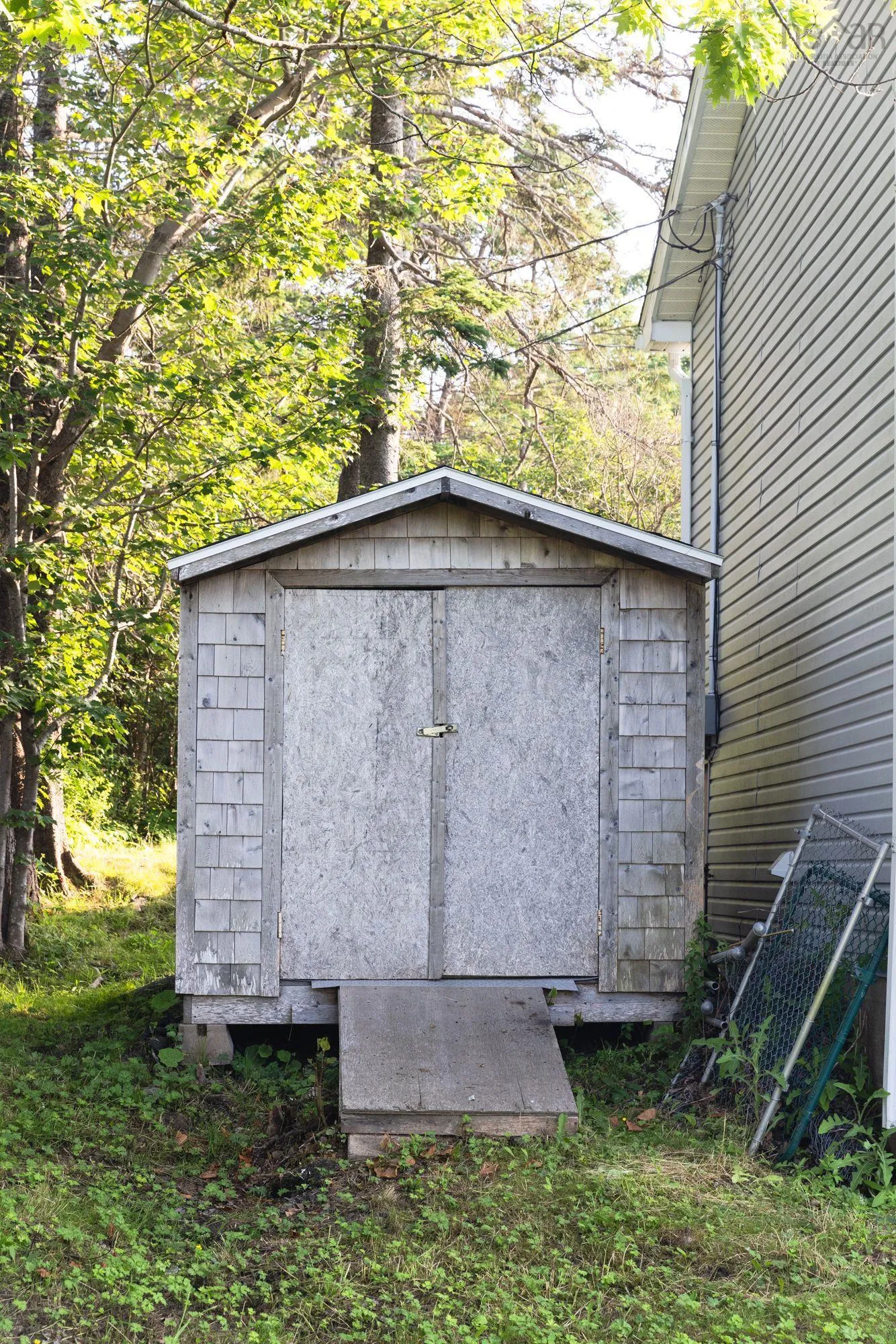 606 Herring Cove Road, Halifax, NS B3R 1X6, 2 Bedrooms Bedrooms, ,1 BathroomBathrooms,Residential,For Sale,Herring Cove,202518096