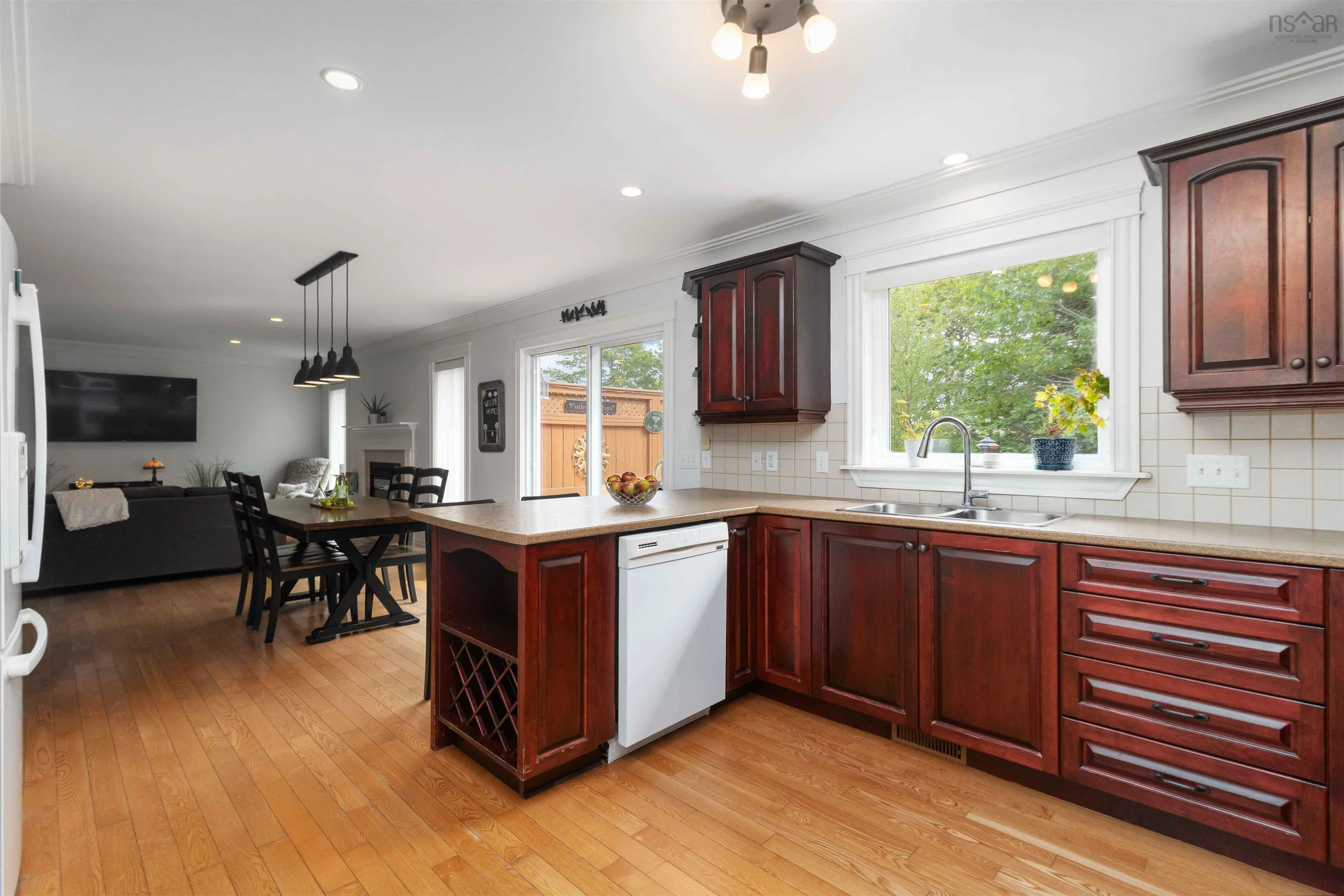 6 Carrie Crescent, Beaver Bank, NS B4G 1B2, 4 Bedrooms Bedrooms, ,3 BathroomsBathrooms,Residential,For Sale,Carrie,202522509