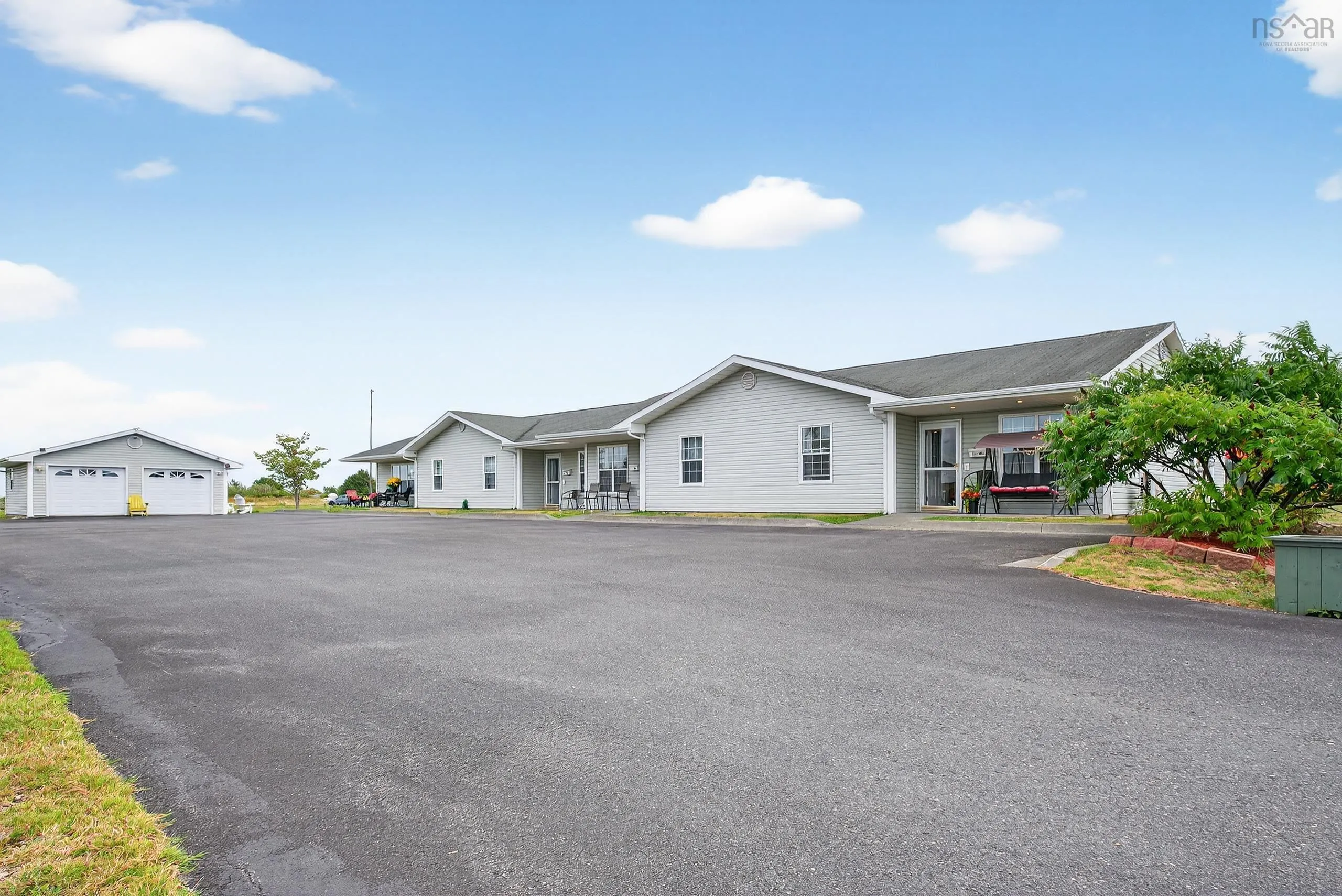 69-71-73-75 Dundee Drive, Sydney, NS B1P 5V2, 8 Bedrooms Bedrooms, ,Residential Income,For Sale,Dundee,202521774